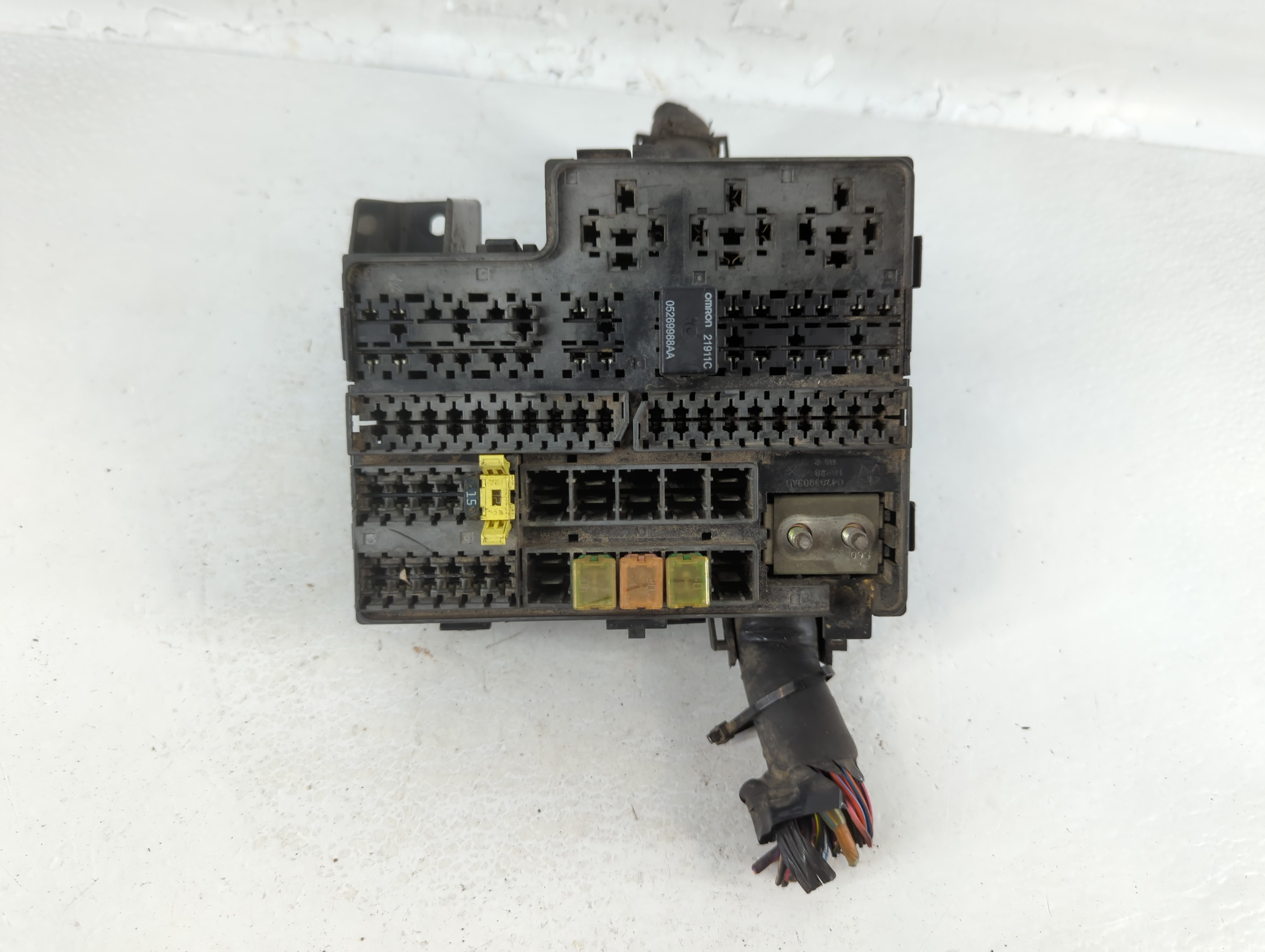 2003-2005 Dodge Neon Fusebox Fuse Box Relay Module Pp-t10|04794076ae 769786 - Oemusedautoparts1.com