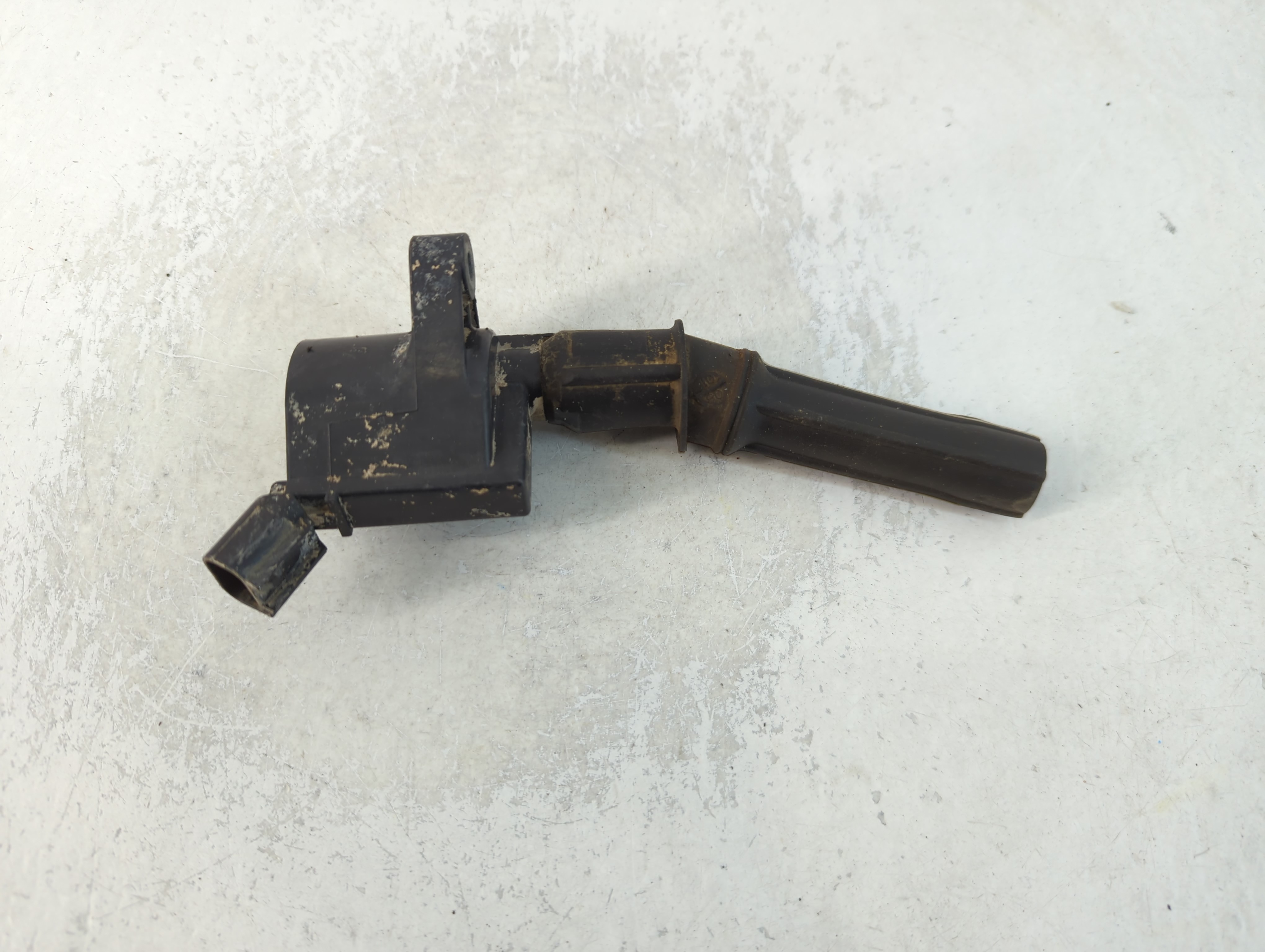 2001-2010 Ford F-150 Ignition Coil Igniter Pack 769865 - Oemusedautoparts1.com
