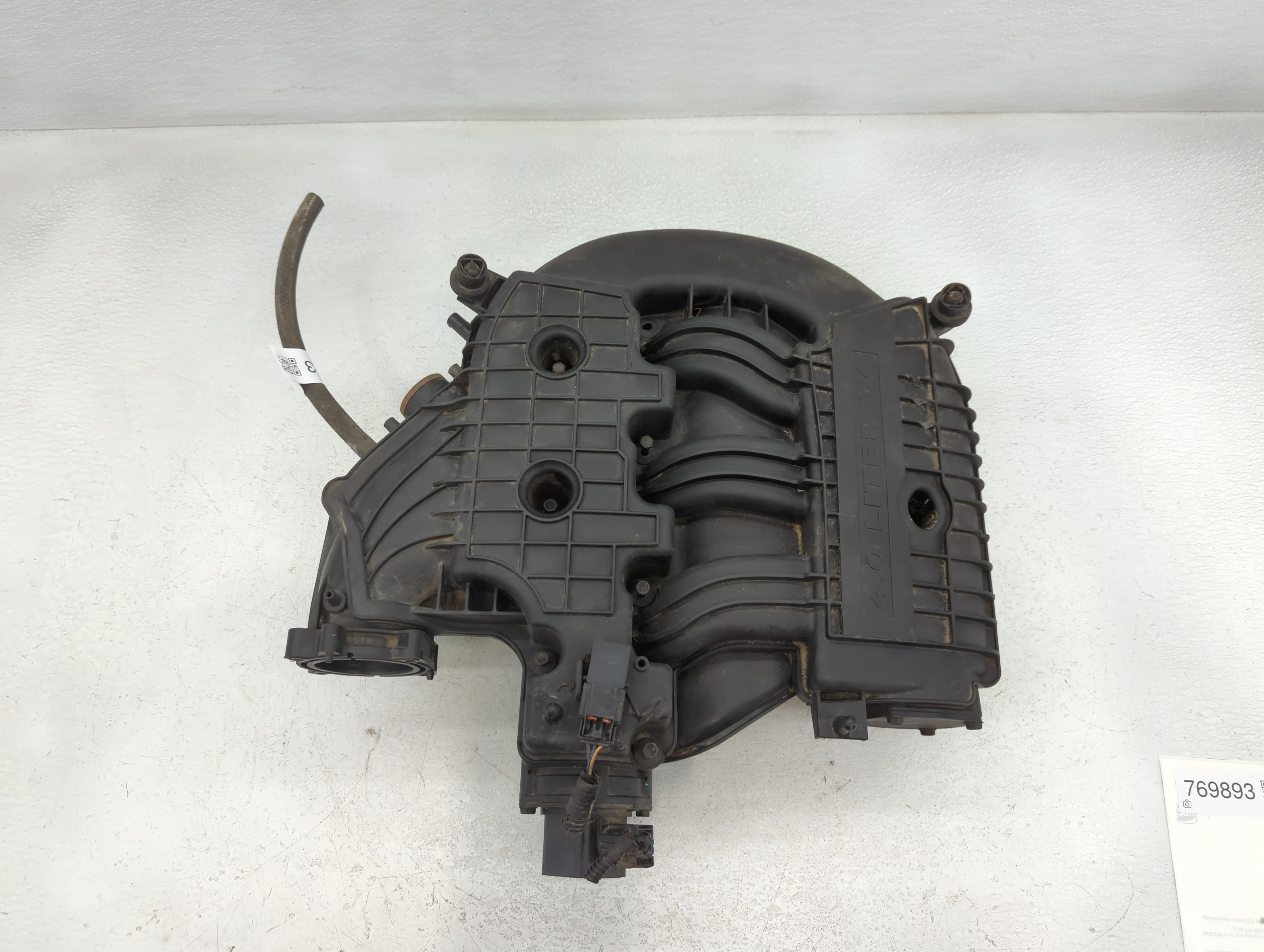 Picture of Dodge Caravan Air Intake Manifold 769893