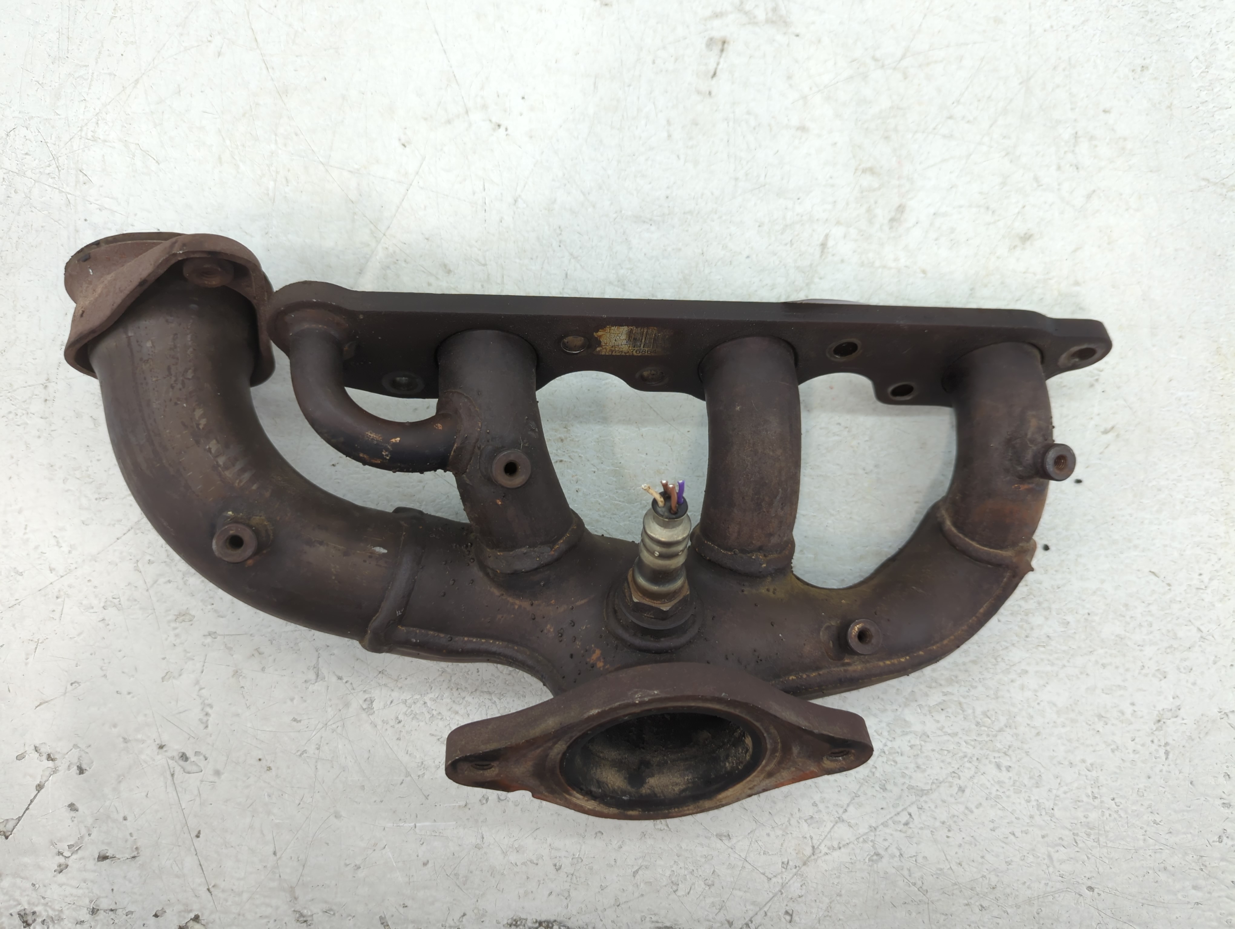 Picture of 1995 Chevrolet Impala Turbocharger Exhaust Manifold With Turbo Charger 769970