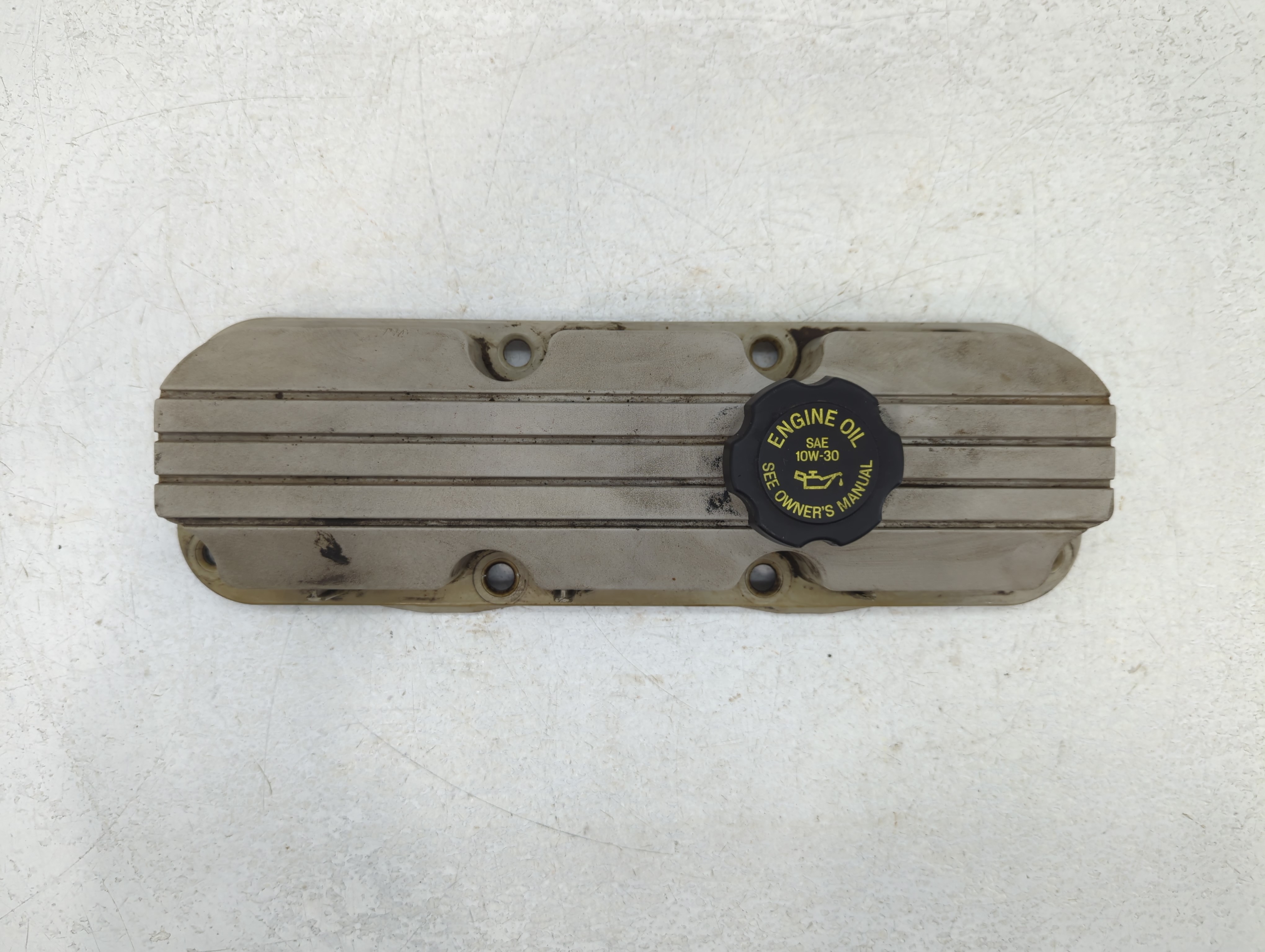 2001 Buick Lesabre Passenger Right Cylinder Head Valve Cover 770004 - Oemusedautoparts1.com
