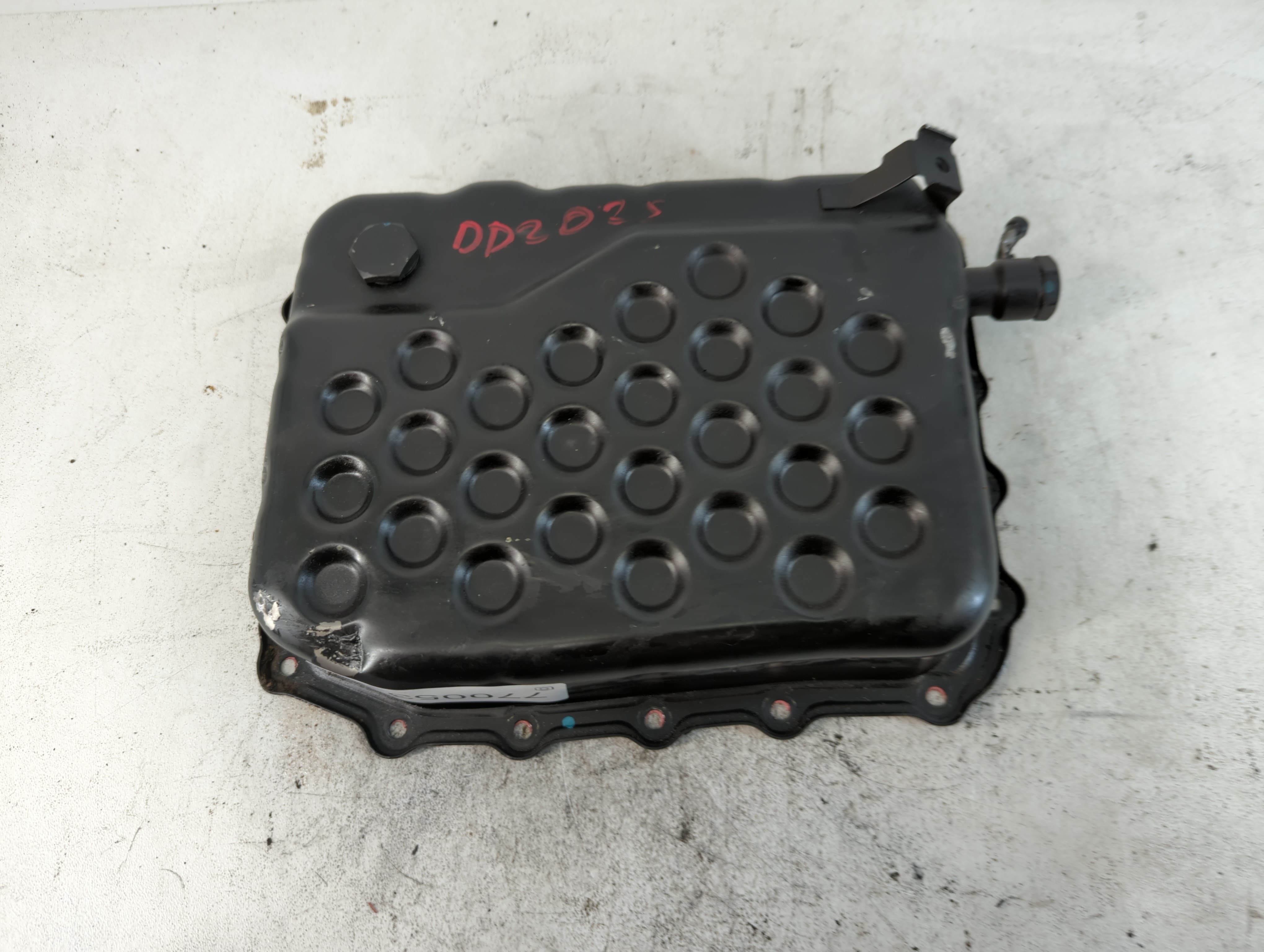 2011-2013 Kia Sorento Engine Oil Pan 770053 - Oemusedautoparts1.com