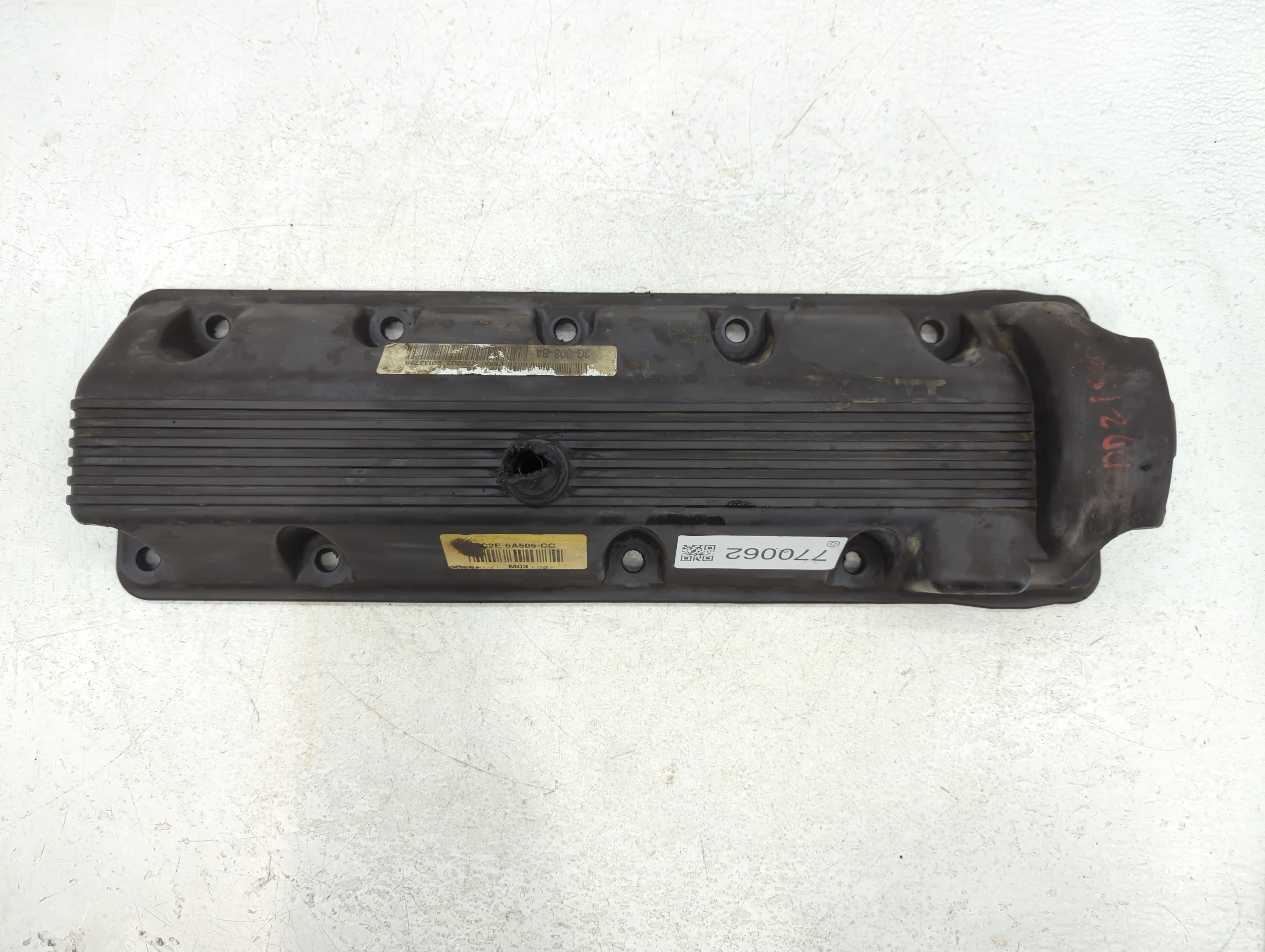 2006 Ford Econoline Passenger Right Cylinder Head Valve Cover 770062 - Oemusedautoparts1.com