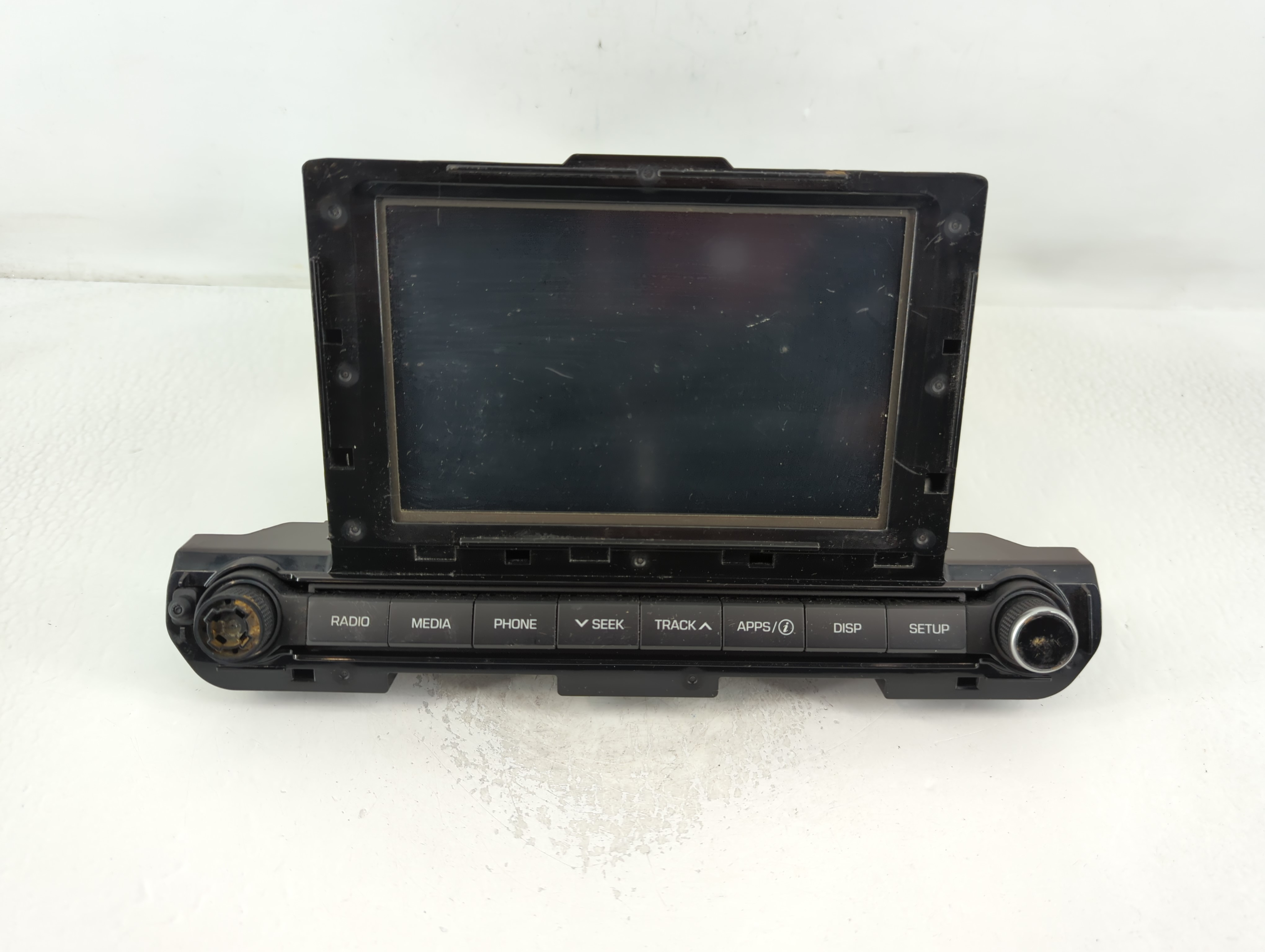 2017-2018 Hyundai Elantra Am Fm Cd Player Radio Receiver 771125 - Oemusedautoparts1.com