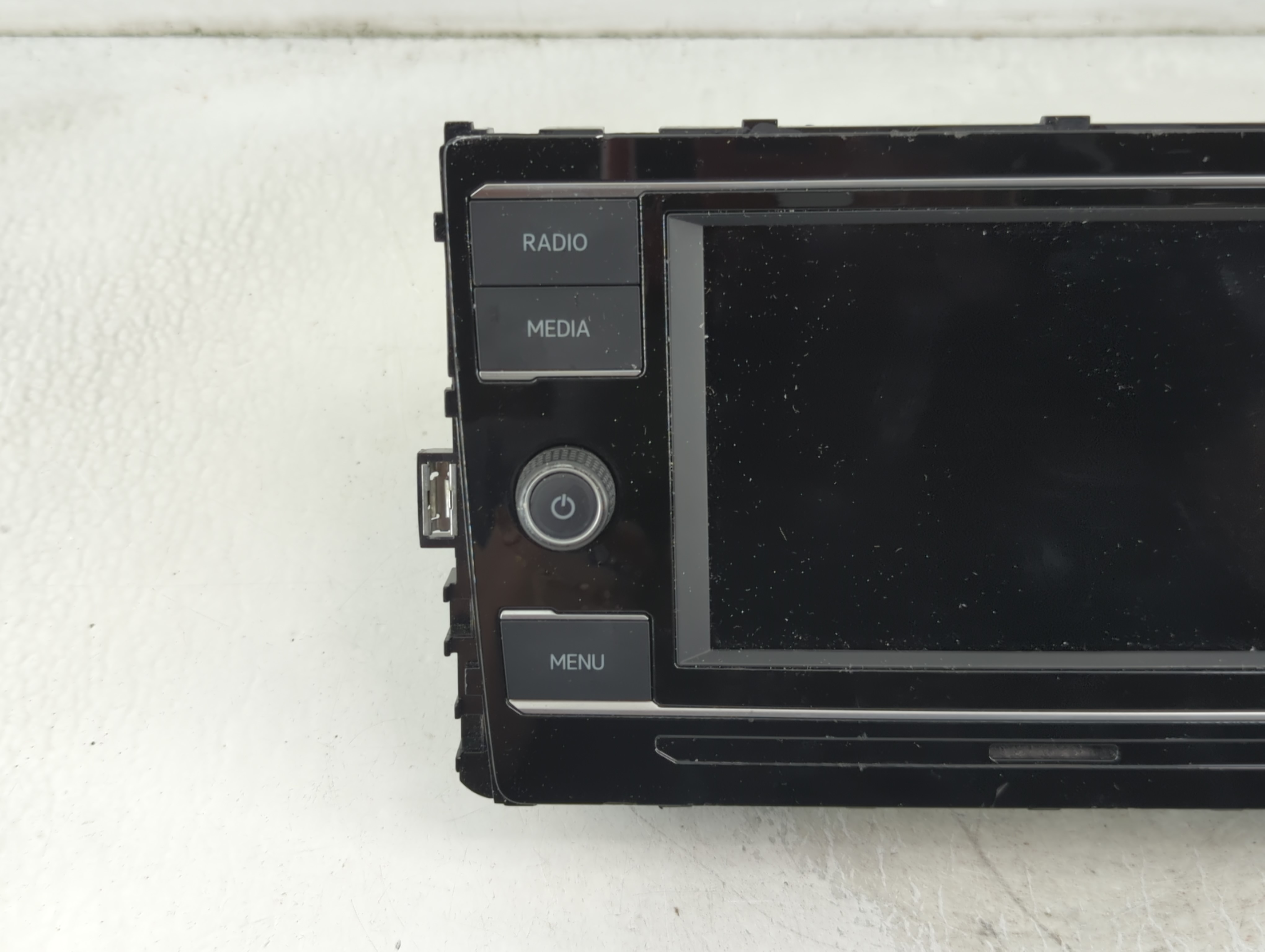2020-2021 Volkswagen Jetta Am Fm Cd Player Radio Receiver 771178 - Oemusedautoparts1.com