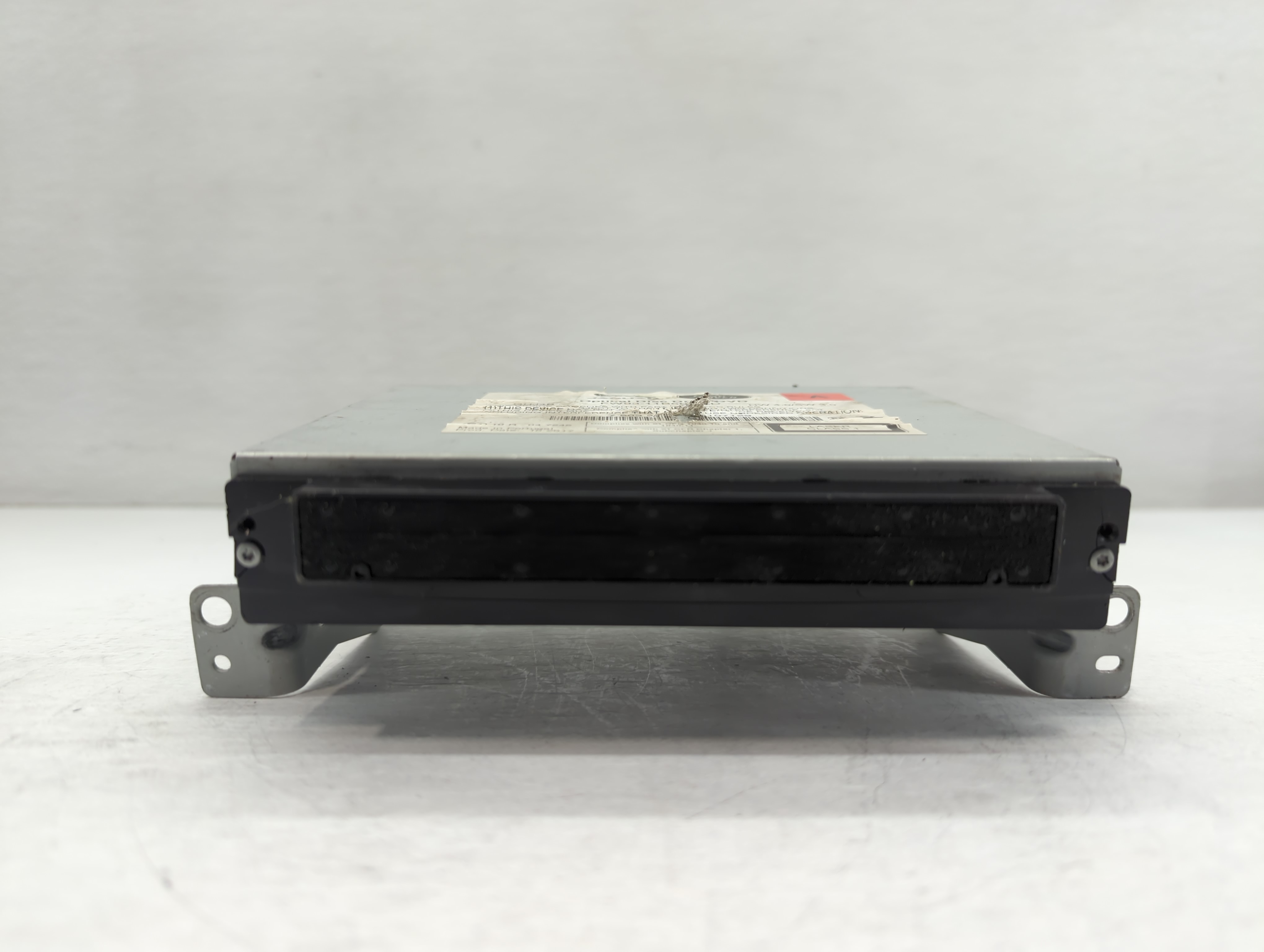 Picture of 2017-2020 Jaguar F-pace Am Fm Cd Player Radio Receiver 771237