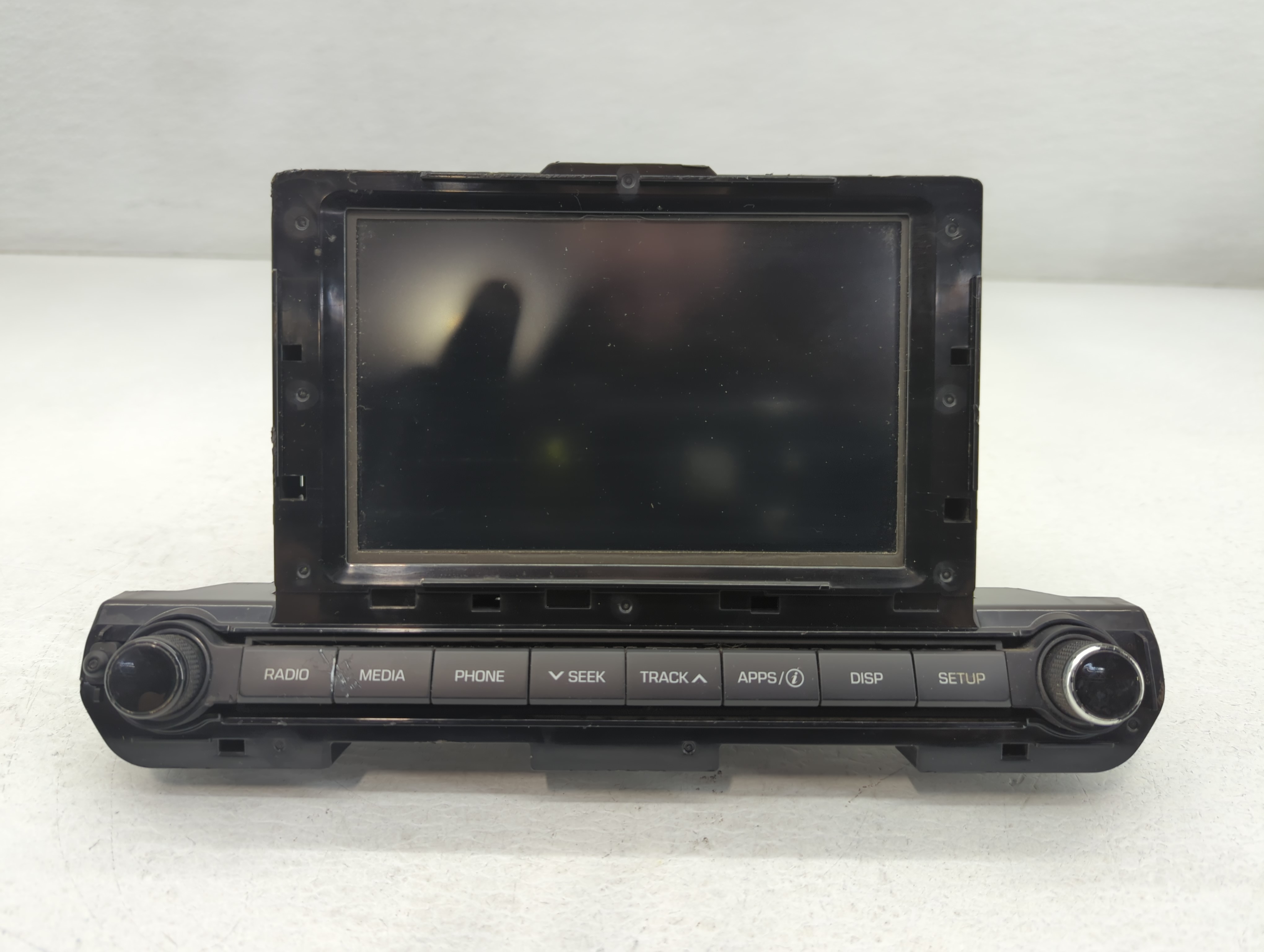 2017-2018 Hyundai Elantra Am Fm Cd Player Radio Receiver 771298 - Oemusedautoparts1.com