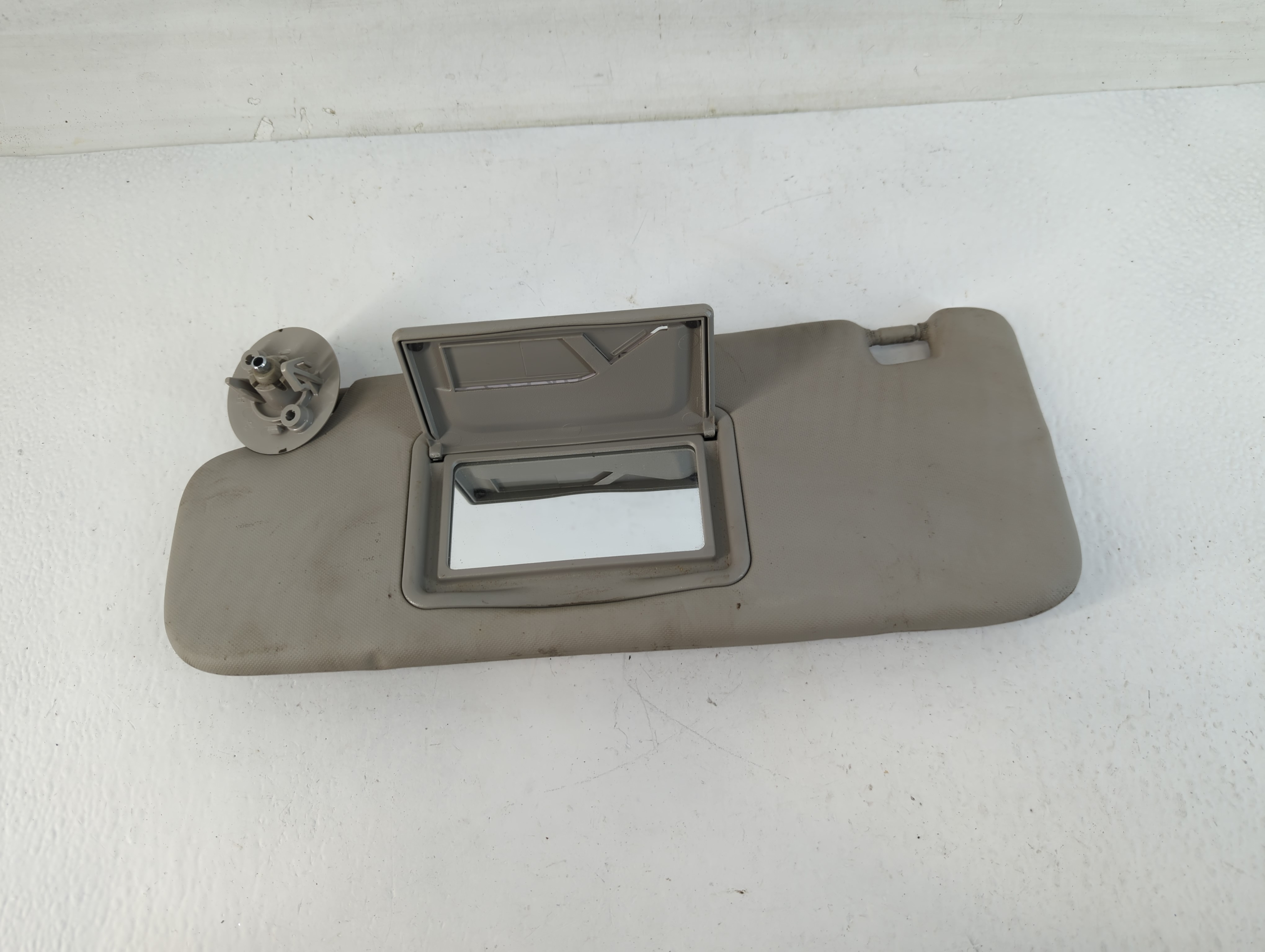 2012-2019 Chevrolet Sonic Driver Sun Visor Mirror Left Sunvisor Grey 771407 - Oemusedautoparts1.com