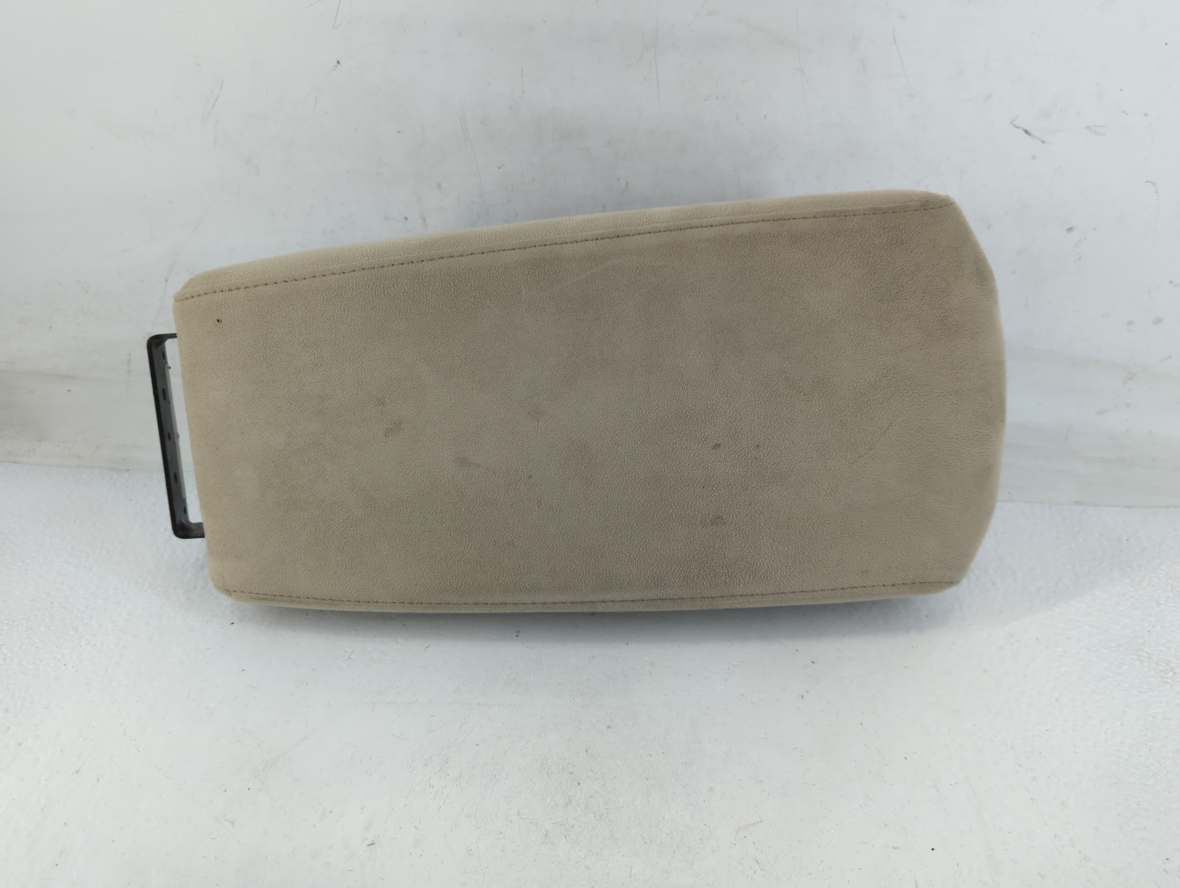 2014 Nissan Altima Center Console Armrest Cover Lid Beige 771463 - Oemusedautoparts1.com