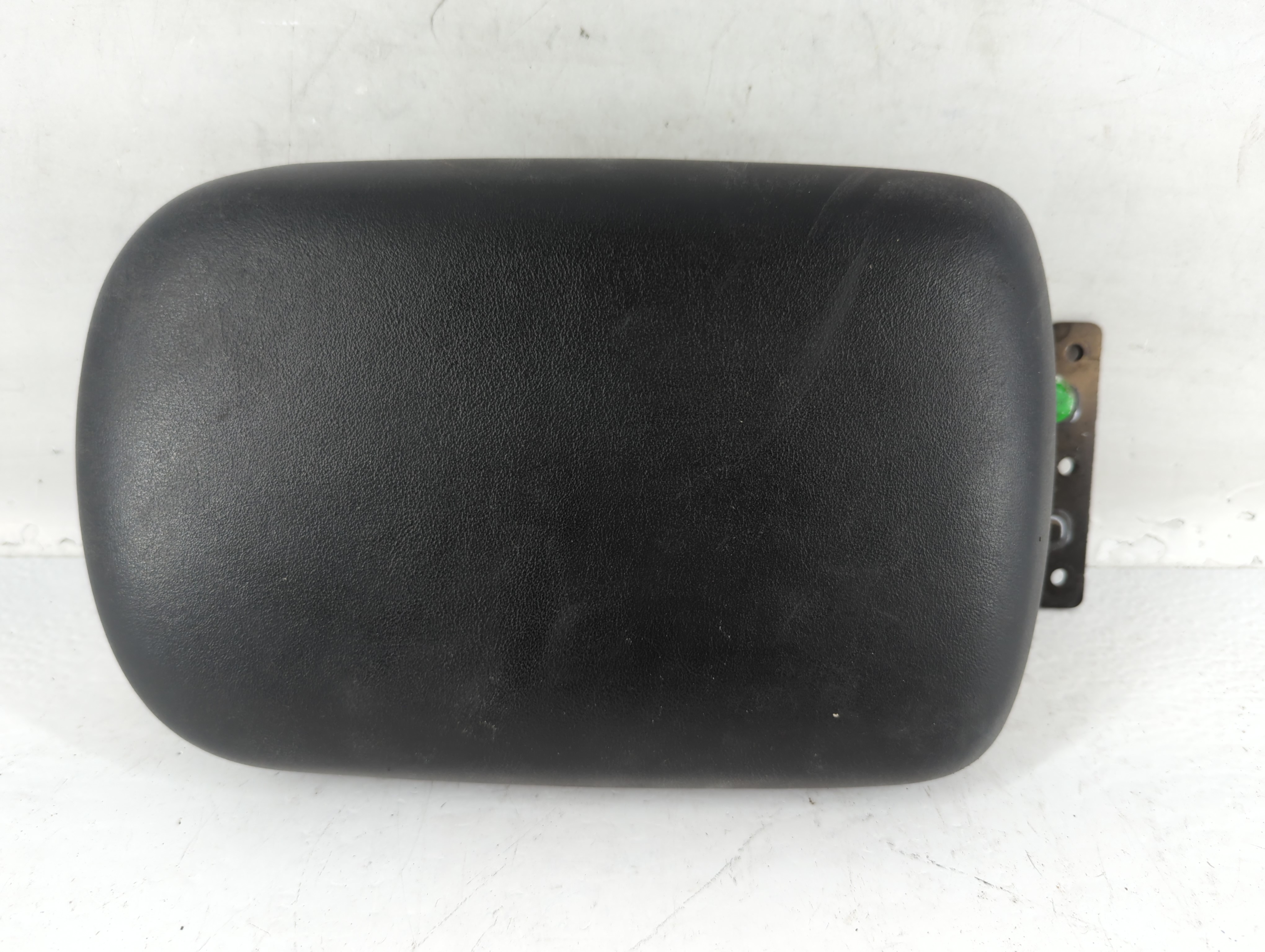 Picture of 2021 Kia Seltos Center Console Armrest Cover Lid Black 771498