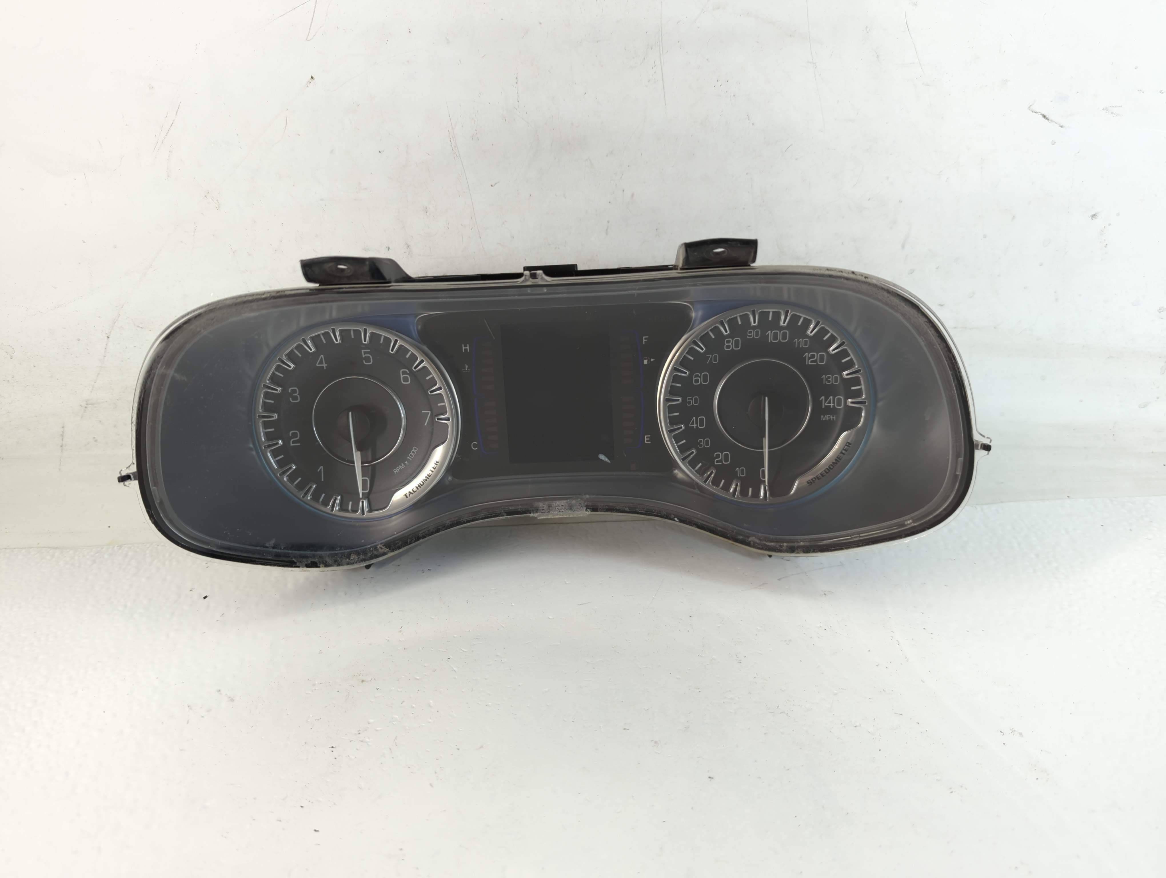 2015-2015 Chrysler 200 Speedometer Instrument Cluster Gauges P68105897ai 771734 - Oemusedautoparts1.com