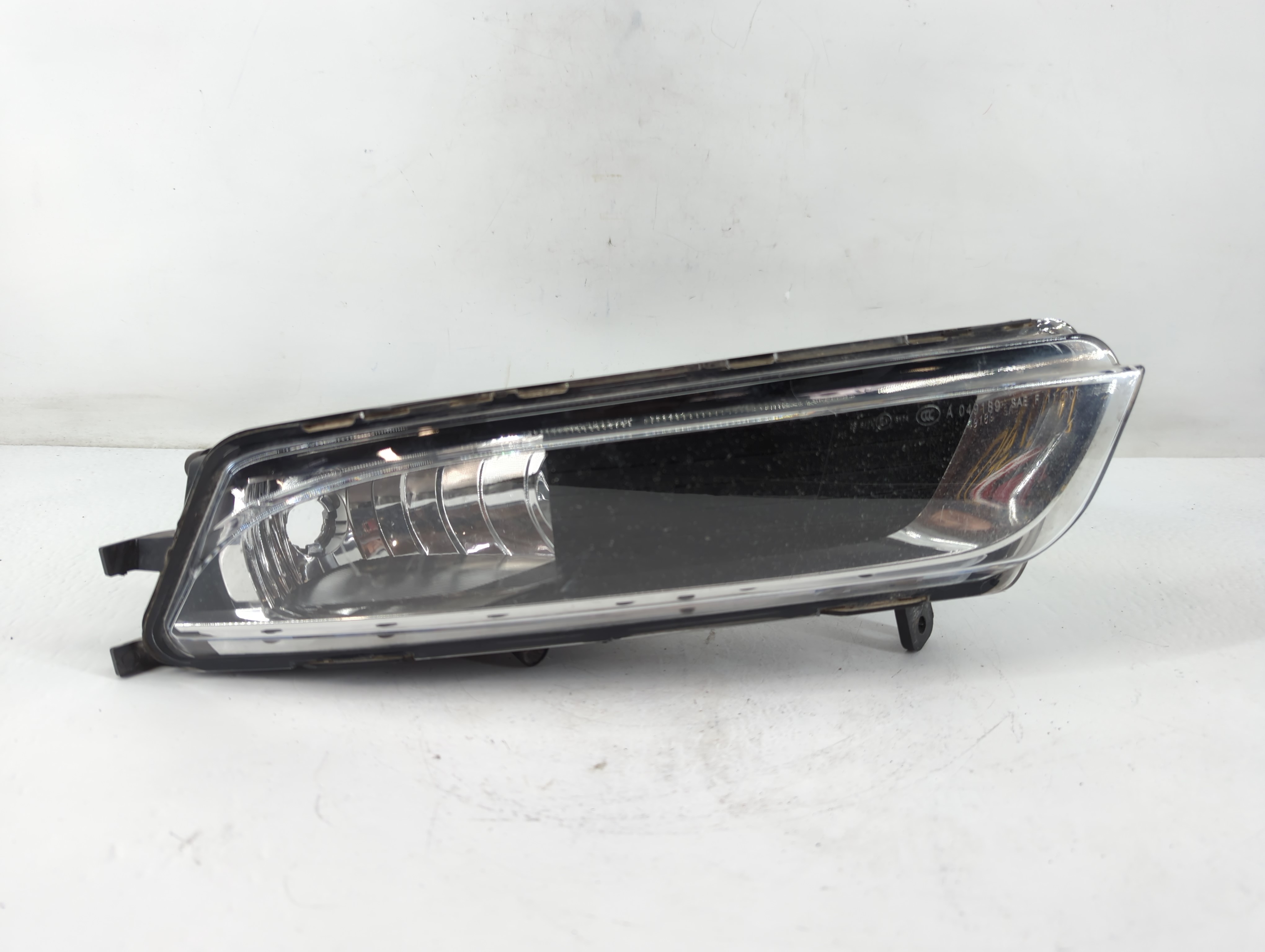 Picture of 2013-2017 Volkswagen Cc Passenger Right Oem Front Light Lamp 771961