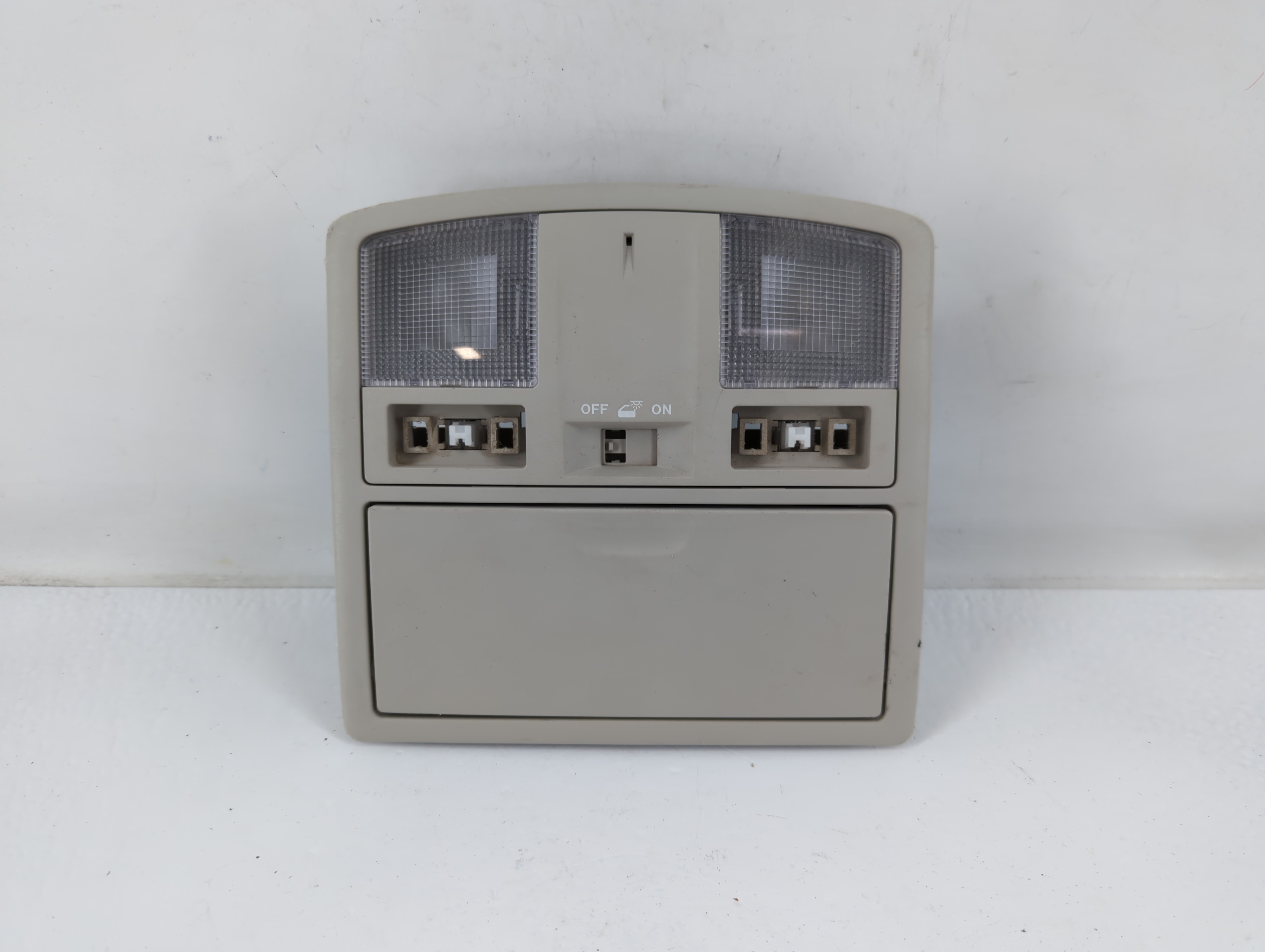 2011 Mazda 3 Overhead Roof Console 772010 - Oemusedautoparts1.com