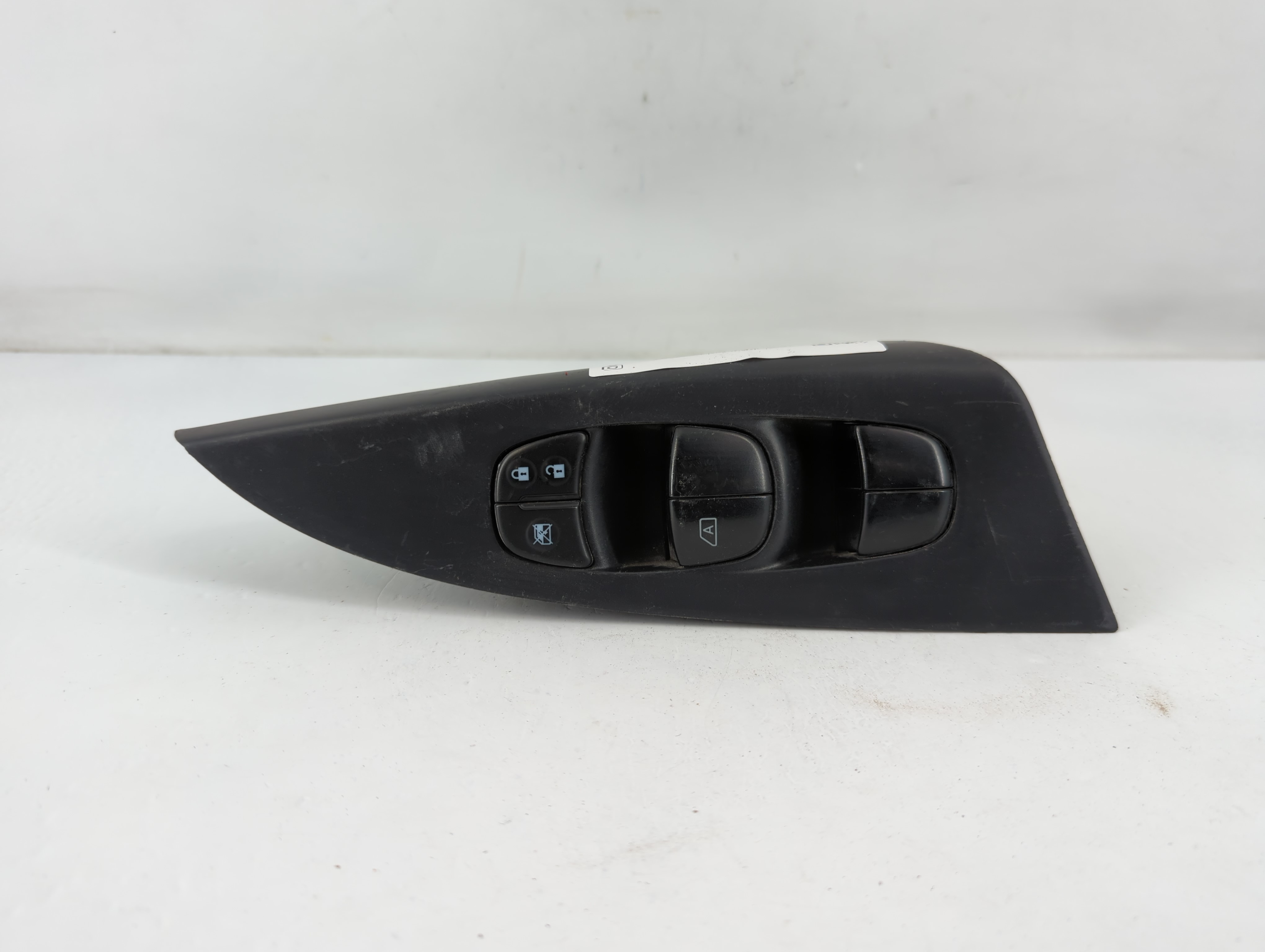 2013-2019 Nissan Sentra Driver Left Door Master Power Window Switch 772130 - Oemusedautoparts1.com