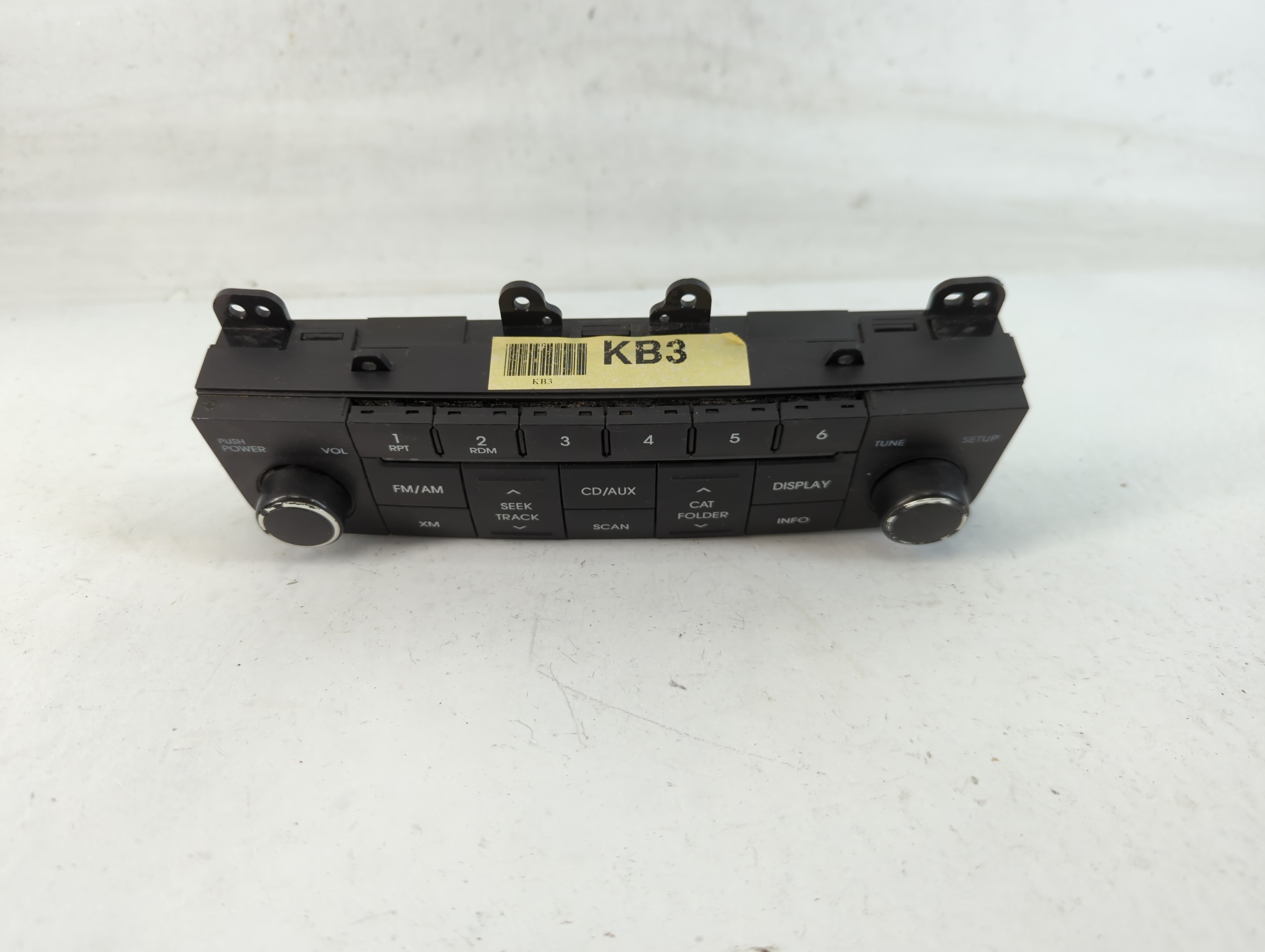 2009-2014 Hyundai Genesis Am Fm Cd Player Radio Receiver 772187 - Oemusedautoparts1.com