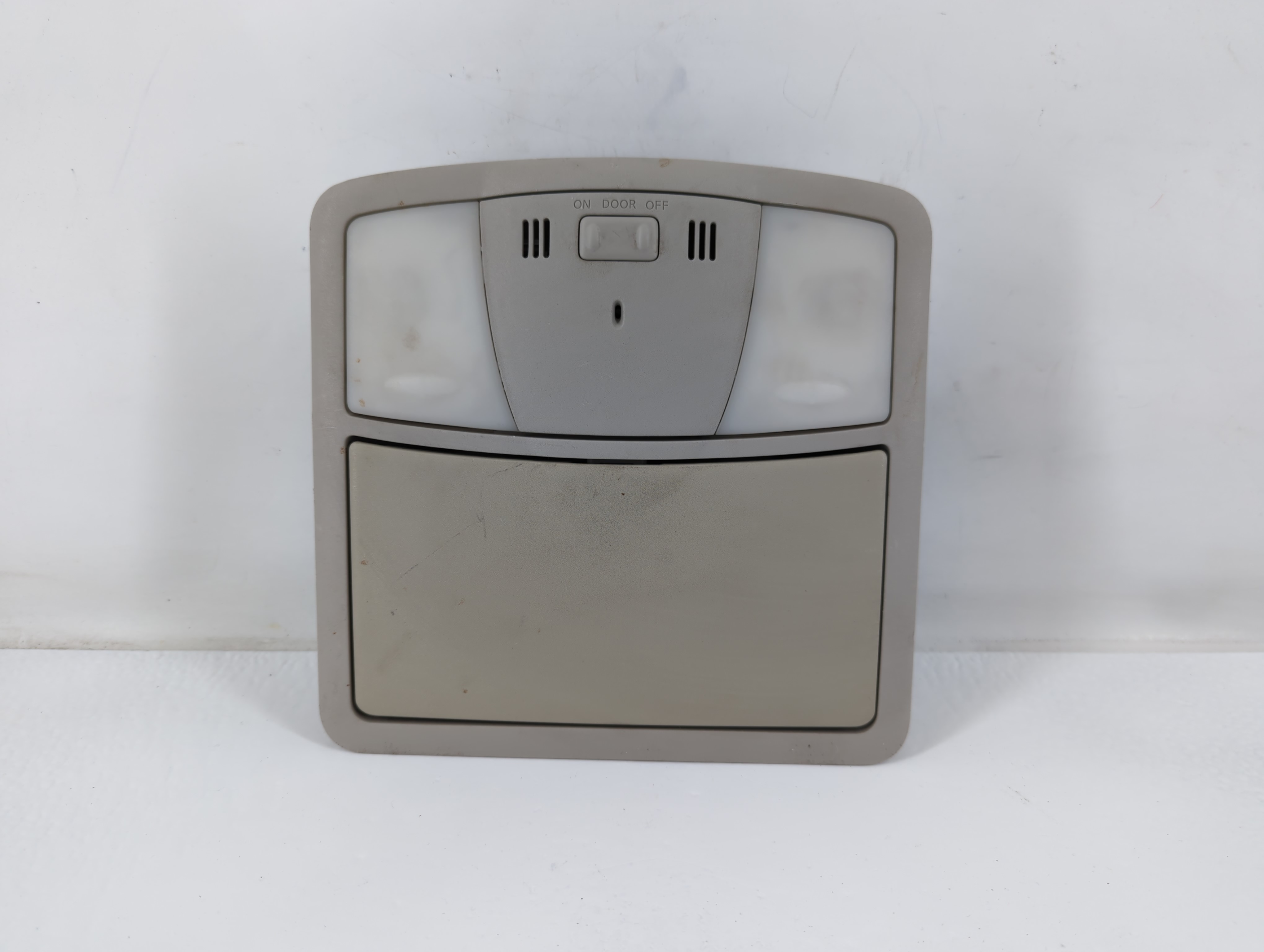 2012 Nissan Quest Overhead Roof Console 772192 - Oemusedautoparts1.com