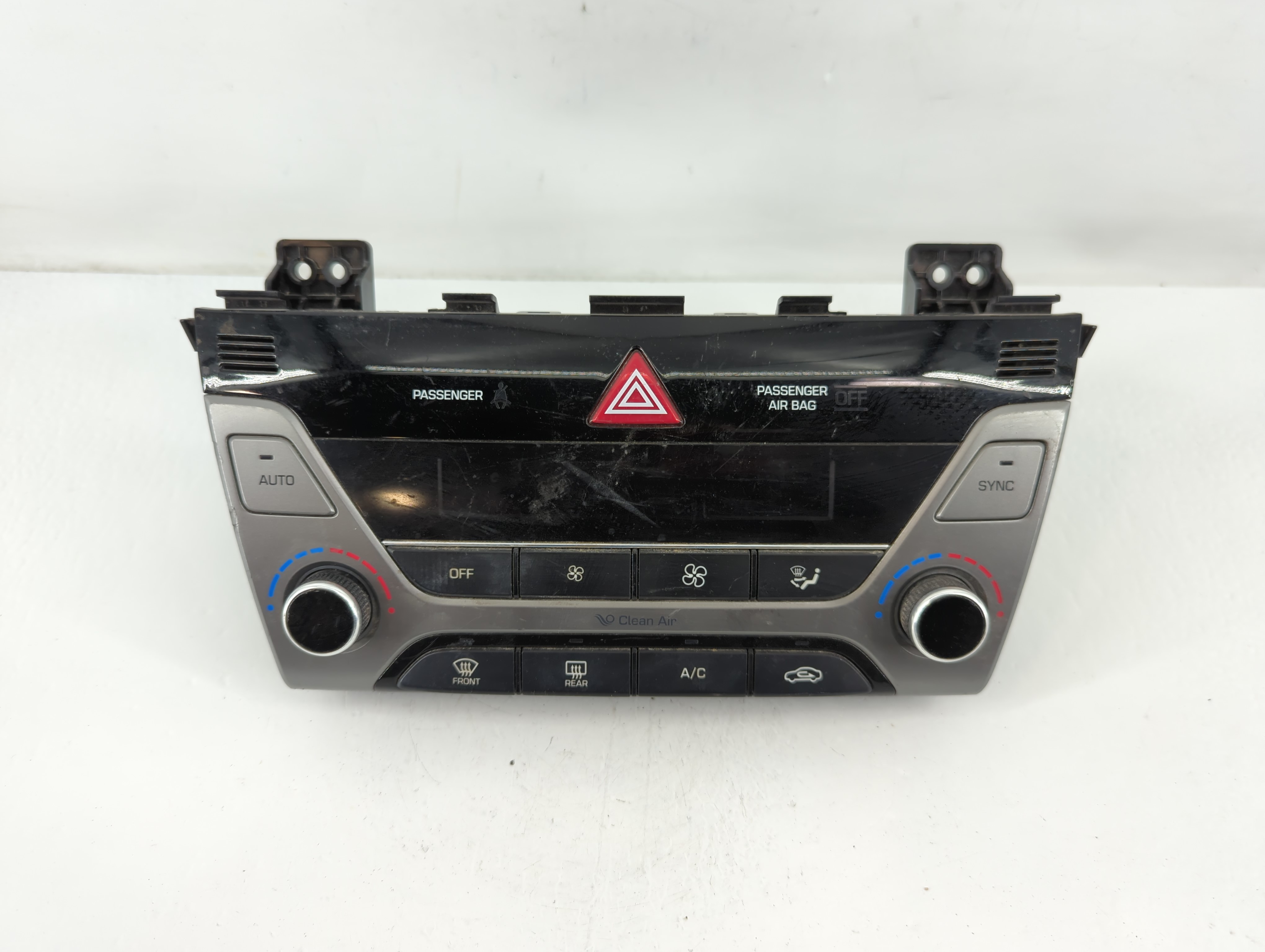 Hyundai Elantra Ac Heater Climate Control 97250-f2231ret 772294 - Oemusedautoparts1.com
