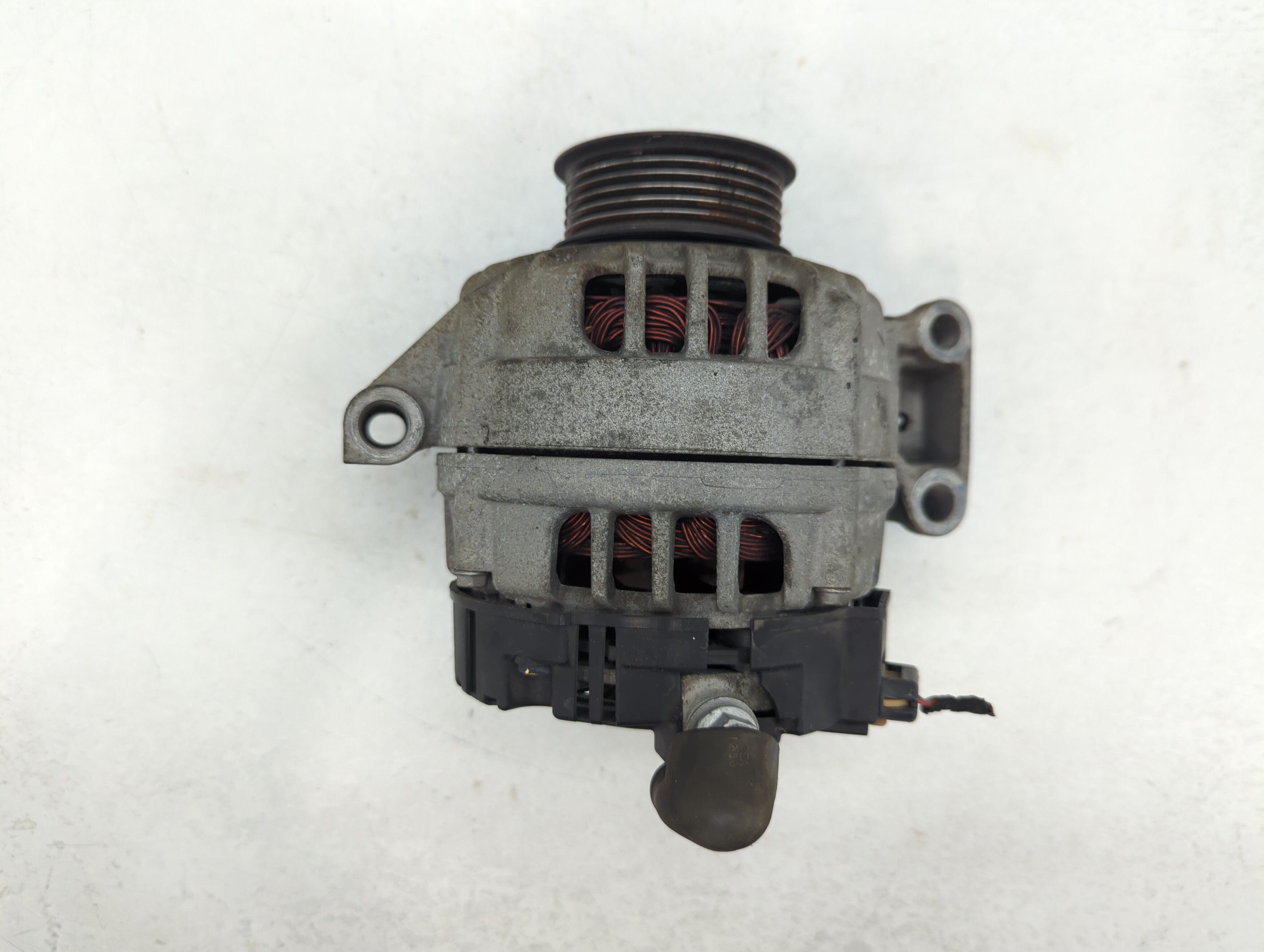 Picture of 2004-2006 Gmc Canyon Alternator Generator Charging Assembly Engine Oem 772507
