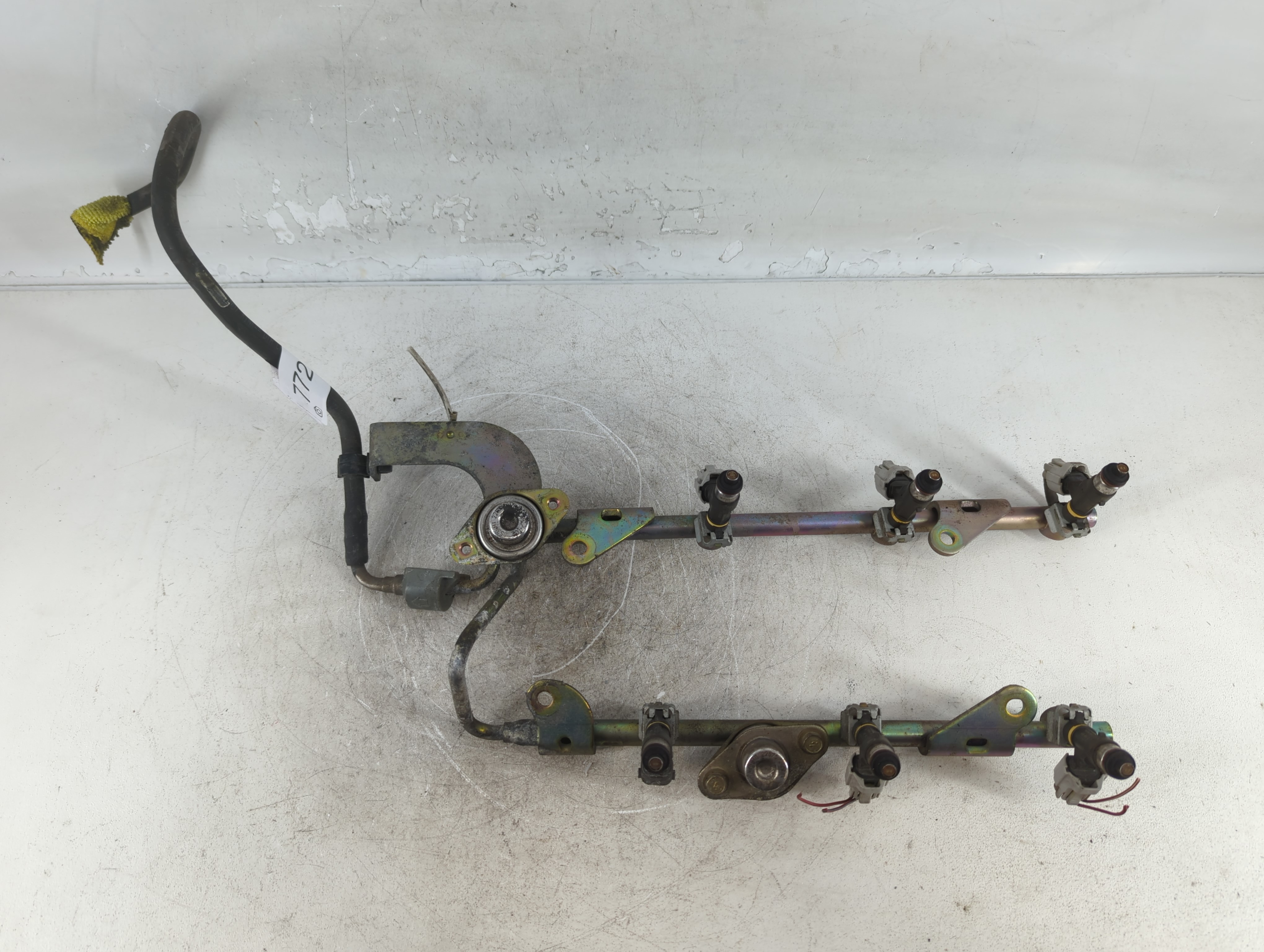 2004 Nissan Quest FUEL INJECTOR 772516 - Oemusedautoparts1.com