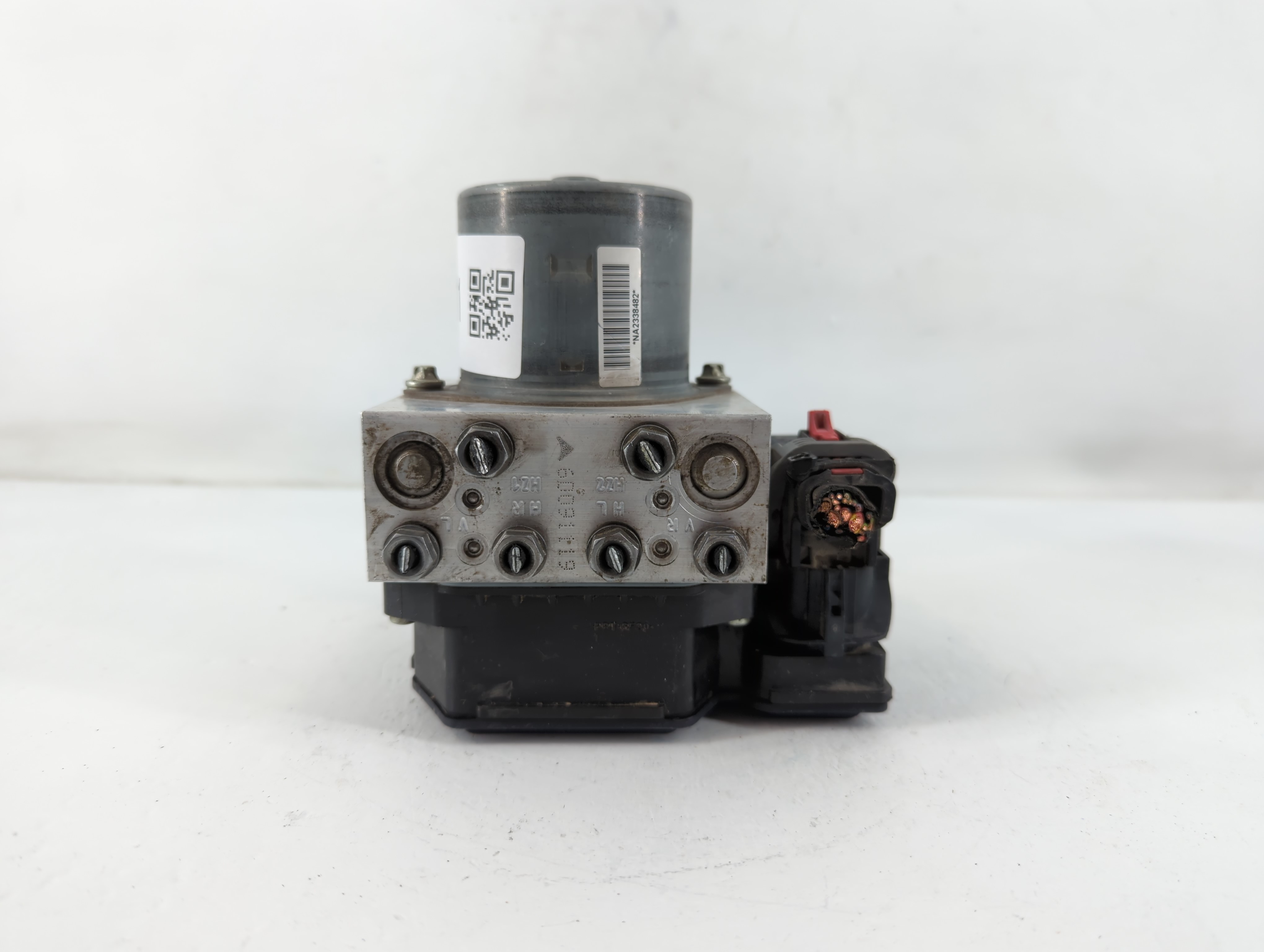 Picture of 2010-2011 Volkswagen Tiguan Abs Pump Control Module 772621
