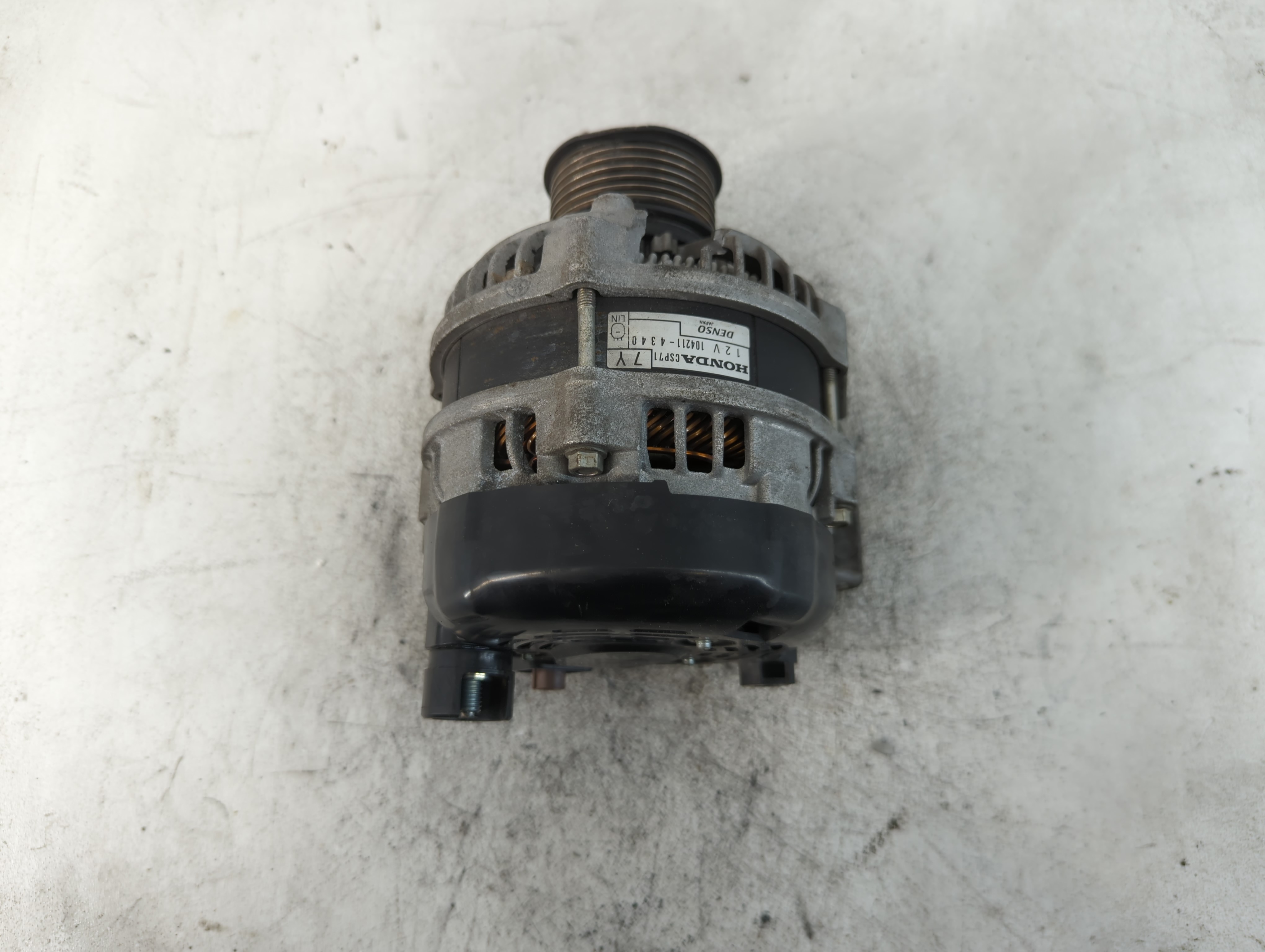 Picture of 2018-2022 Honda Accord Alternator Generator Charging Assembly Engine Oem 772745