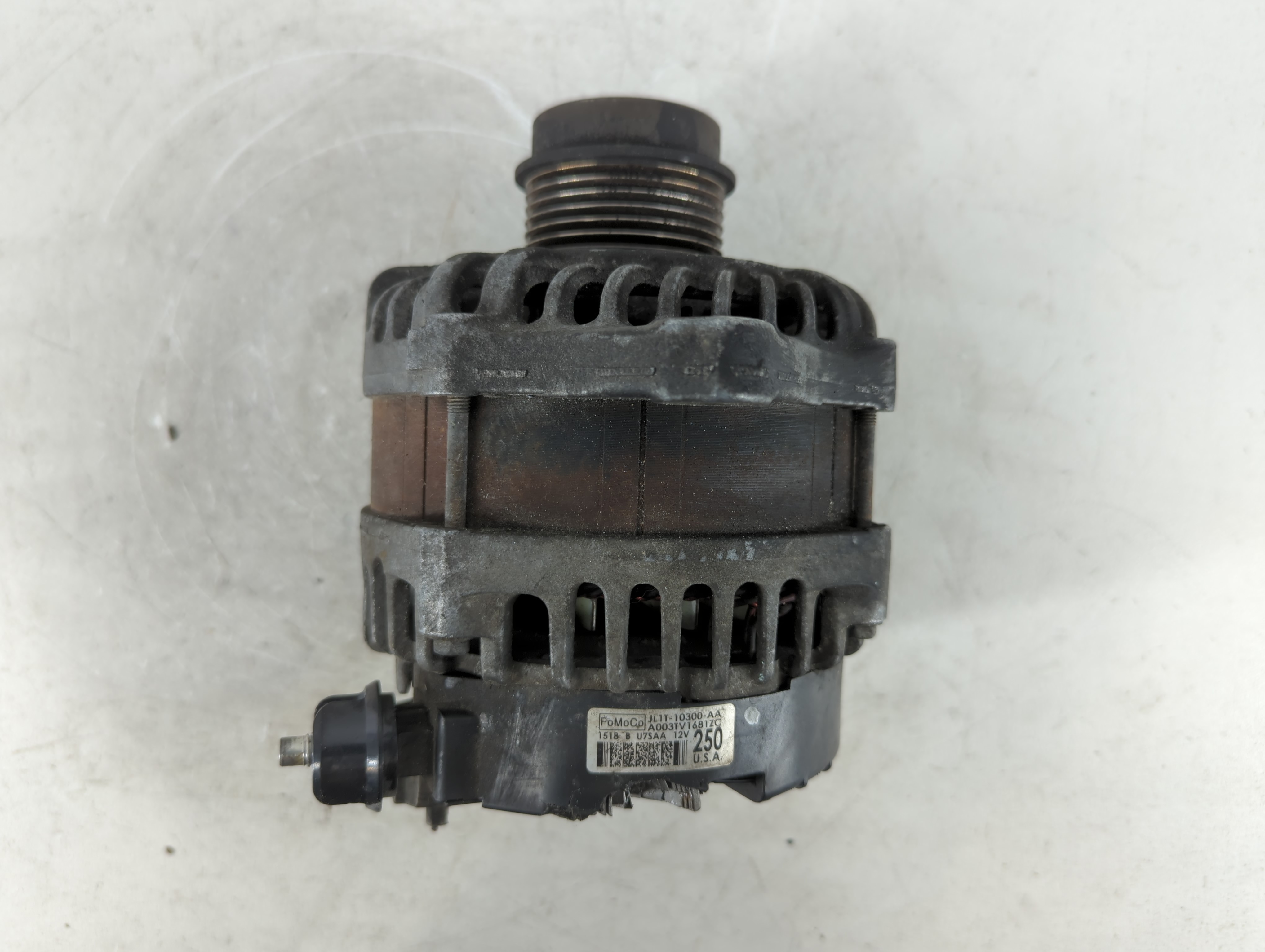 Picture of 2018 Ford Expedition Alternator Generator Charging Assembly Engine Oem 772770