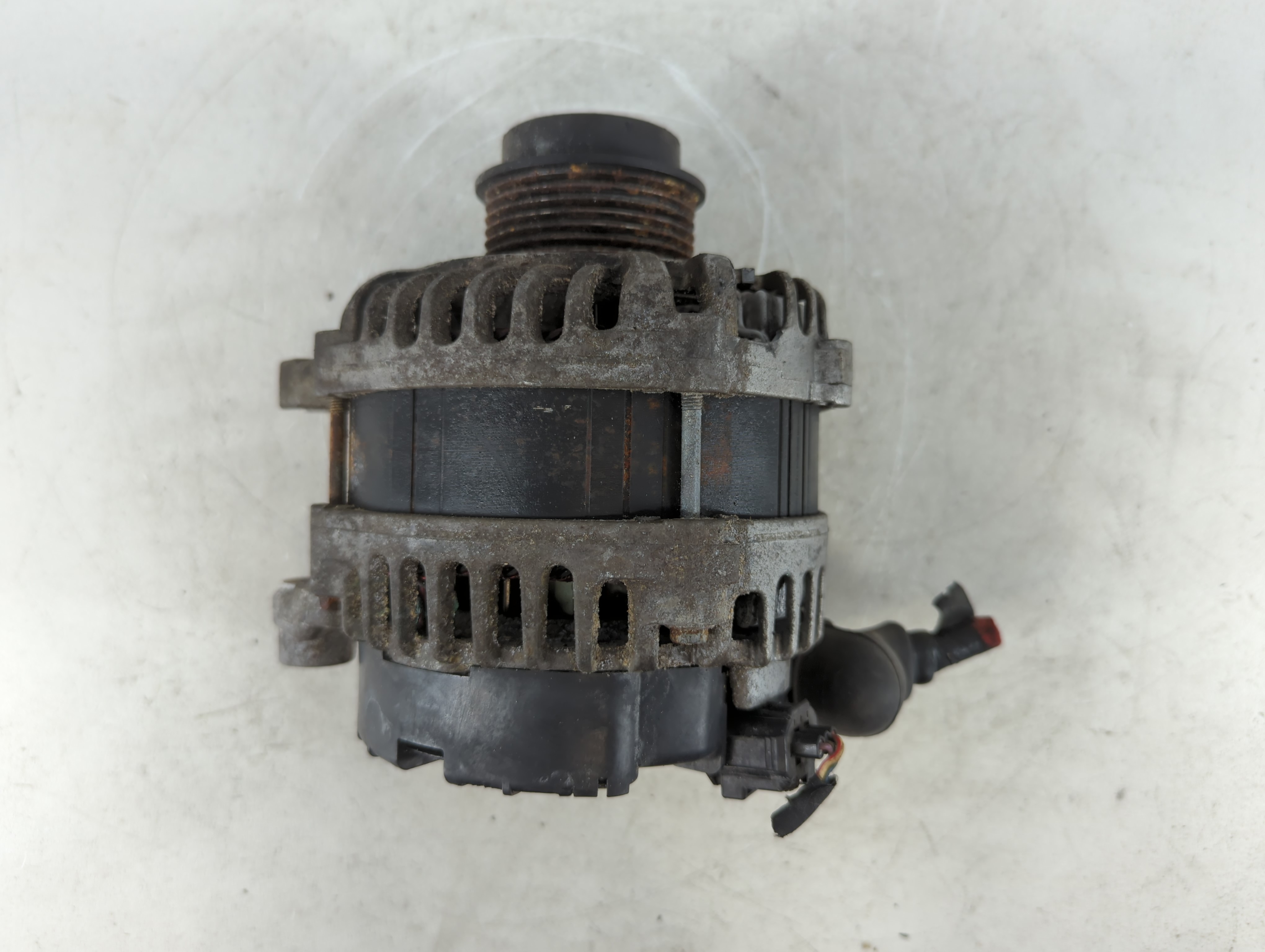 Picture of 2016-2018 Lincoln Mkx Alternator Generator Charging Assembly Engine Oem 772783