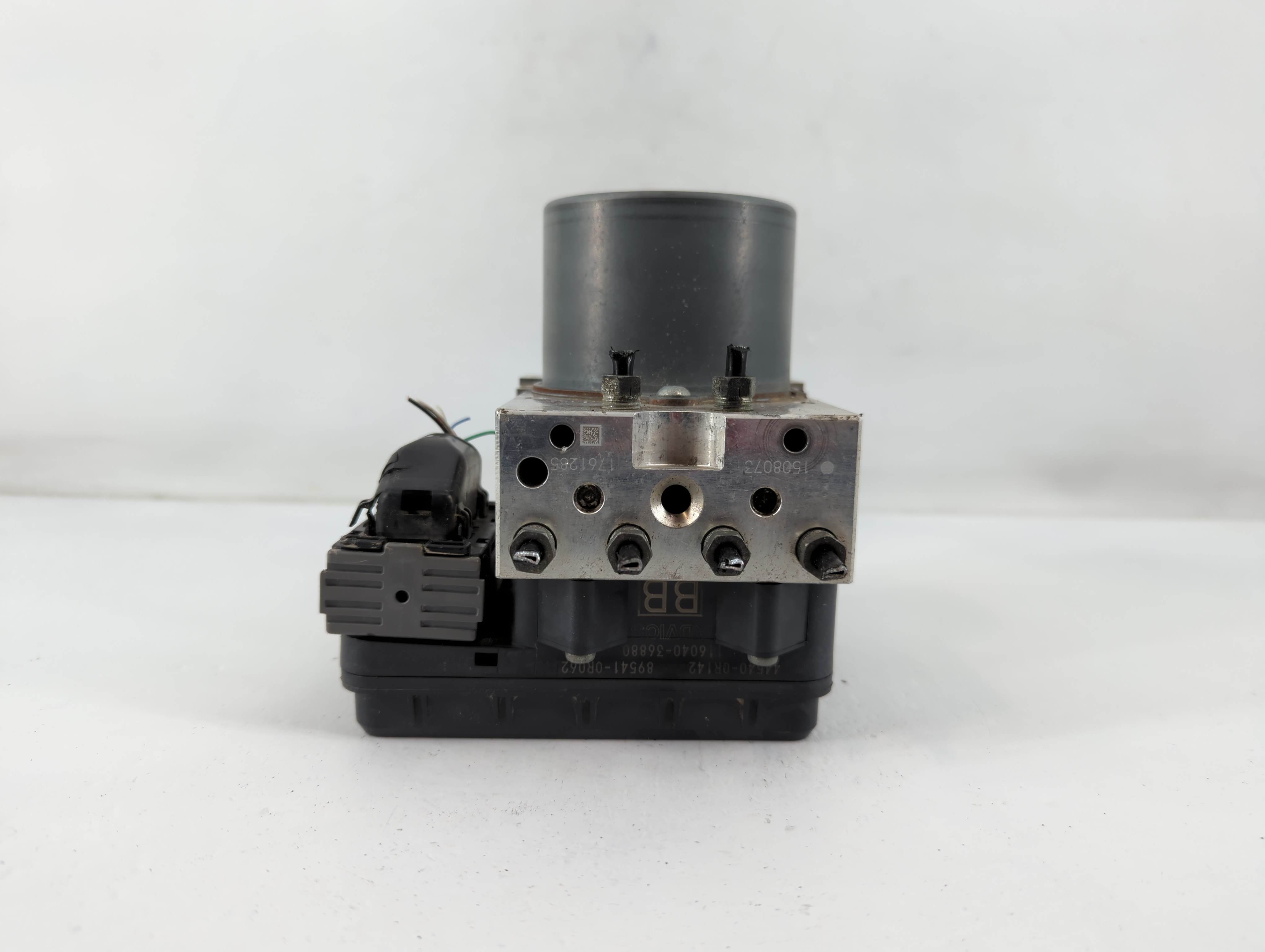 2015-2015 Toyota Rav4 Abs Pump Control Module 772834 - Oemusedautoparts1.com
