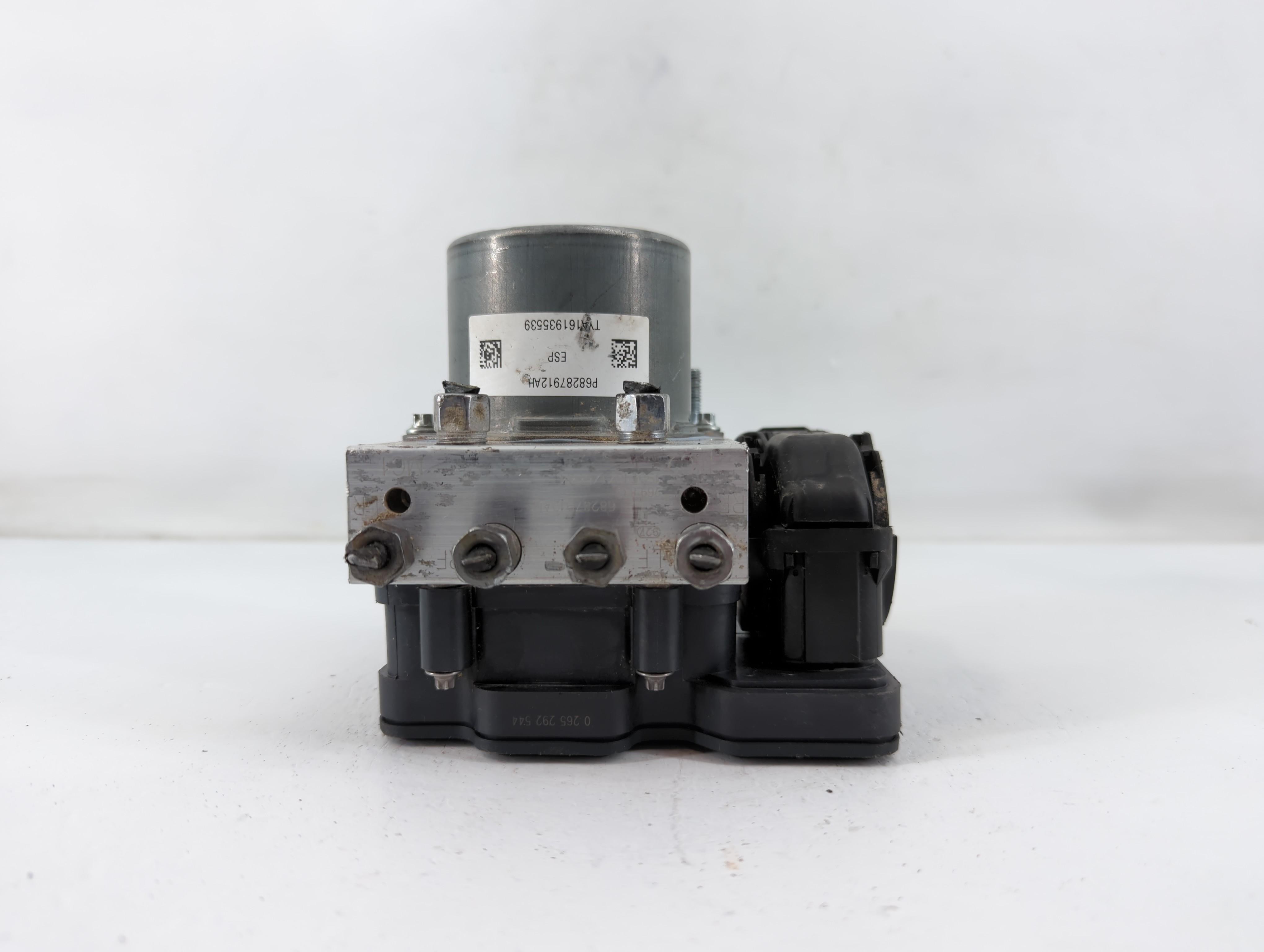 2019-2019 Jeep Cherokee Abs Pump Control Module 772842 - Oemusedautoparts1.com