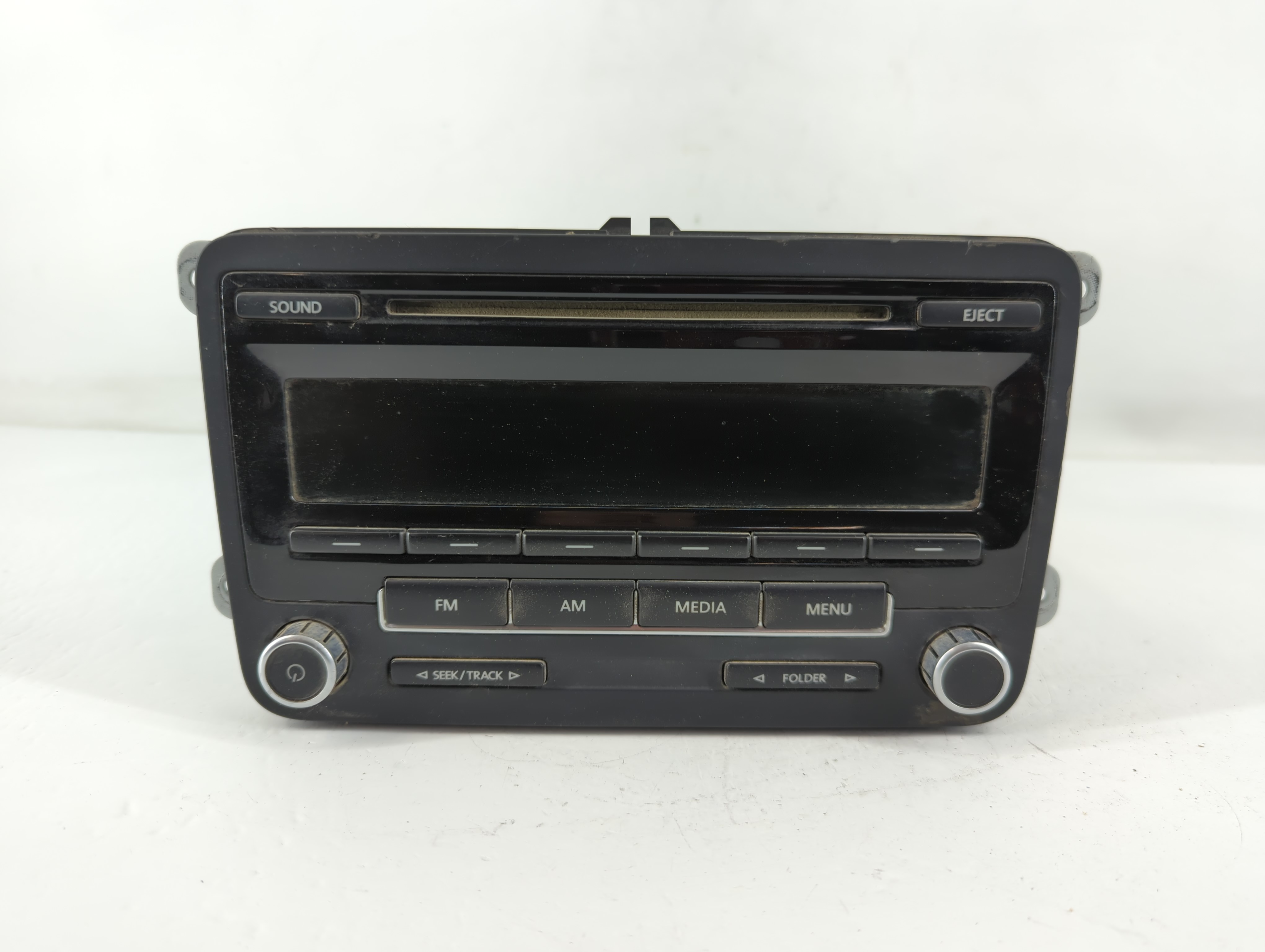 2009-2017 Volkswagen Tiguan Am Fm Cd Player Radio Receiver 772878 - Oemusedautoparts1.com