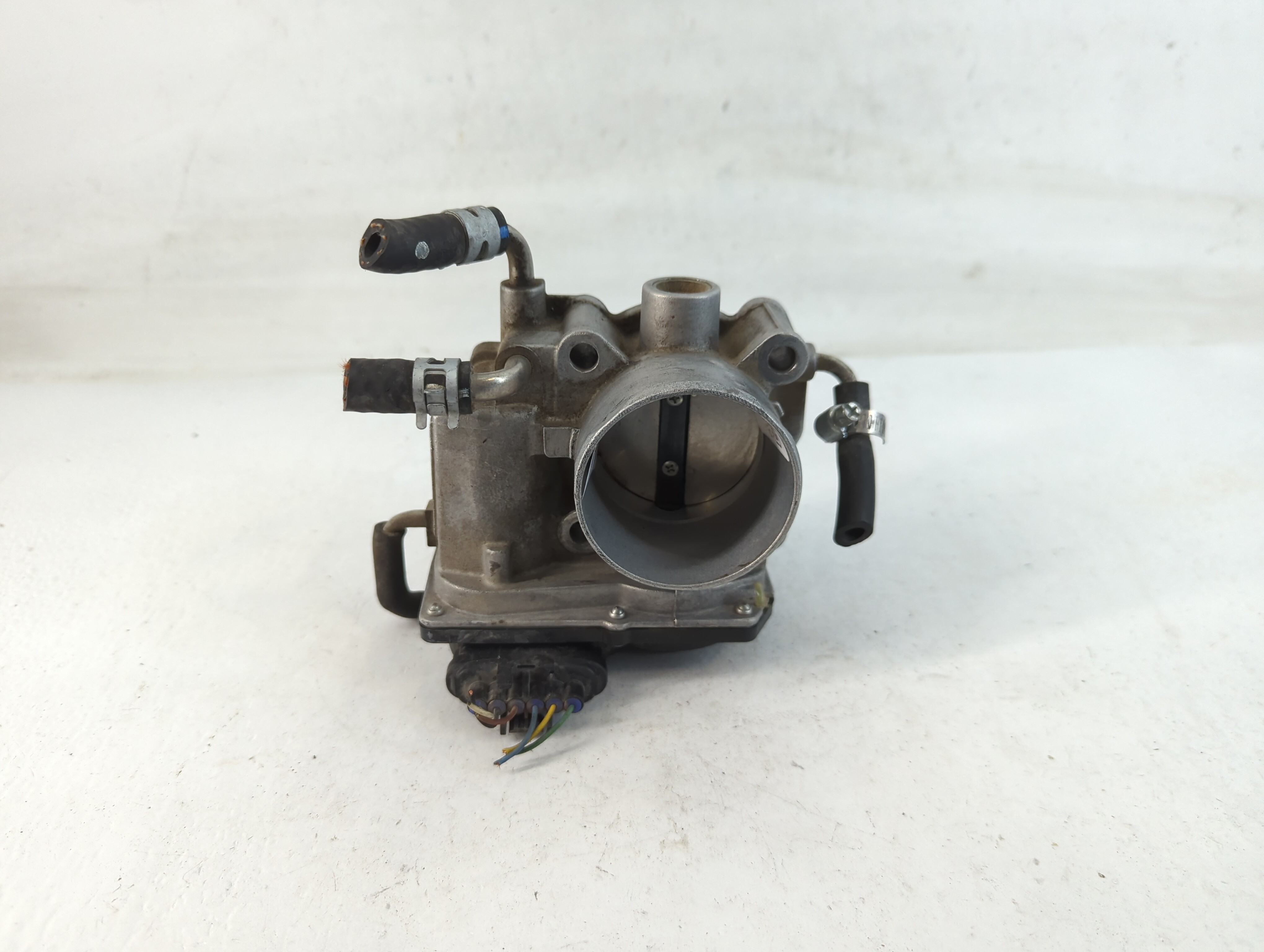 2007-2011 Toyota Camry Throttle Body 772955 - Oemusedautoparts1.com