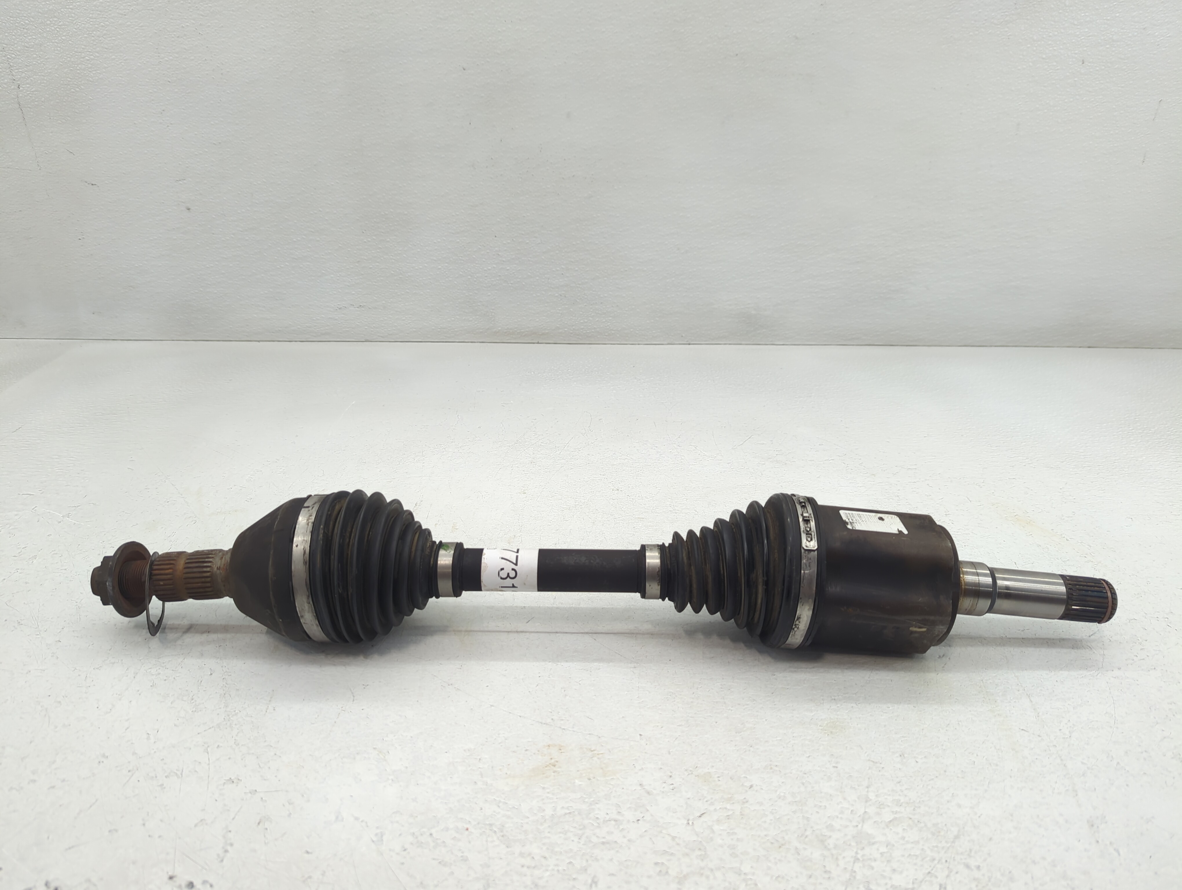 2014-2019 Chevrolet Impala Axle Shaft Front Passenger Cv C/v 773121 - Oemusedautoparts1.com