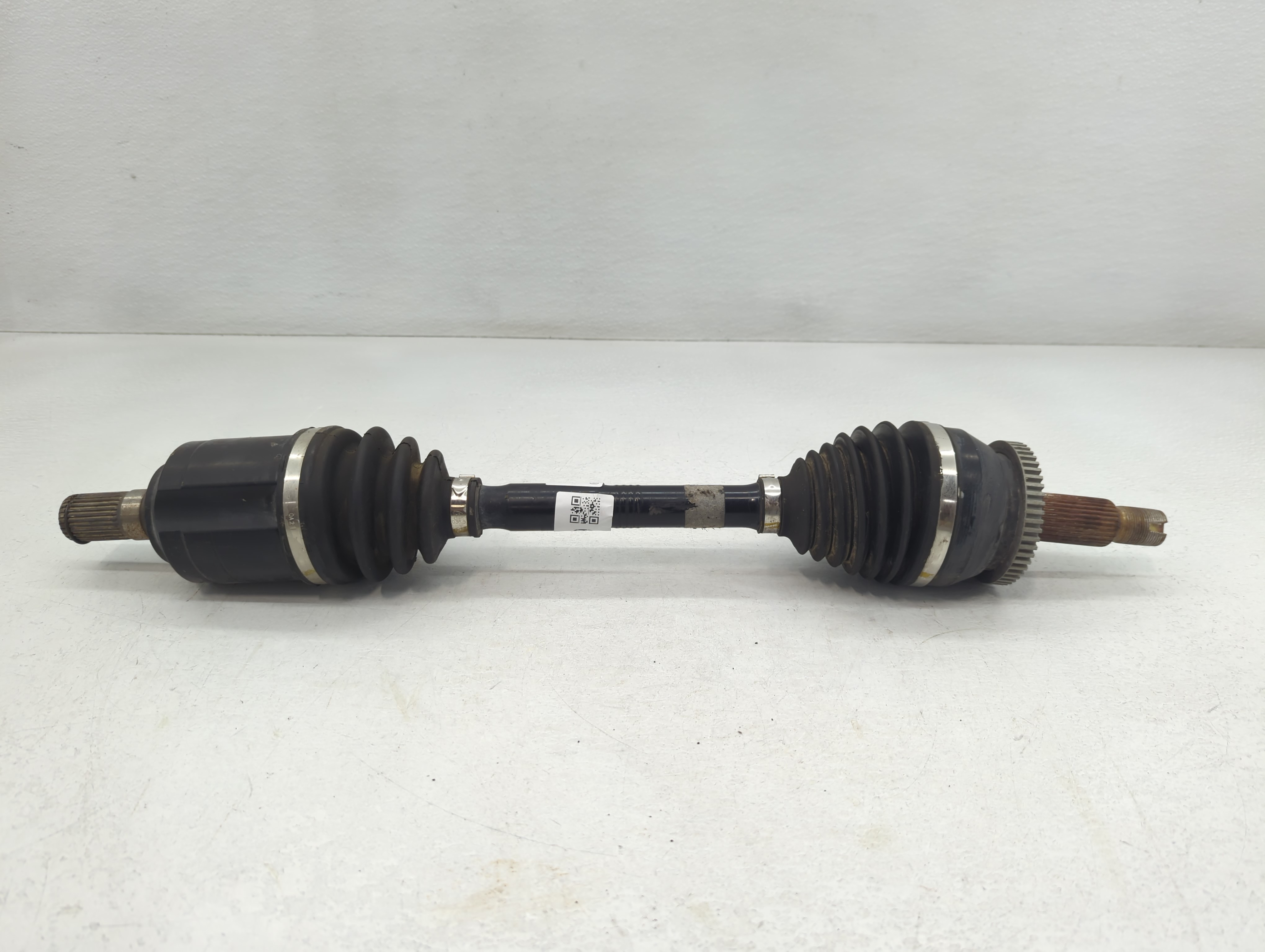 2016-2018 Kia Sorento Axle Shaft Front Driver Cv C/v 773129 - Oemusedautoparts1.com