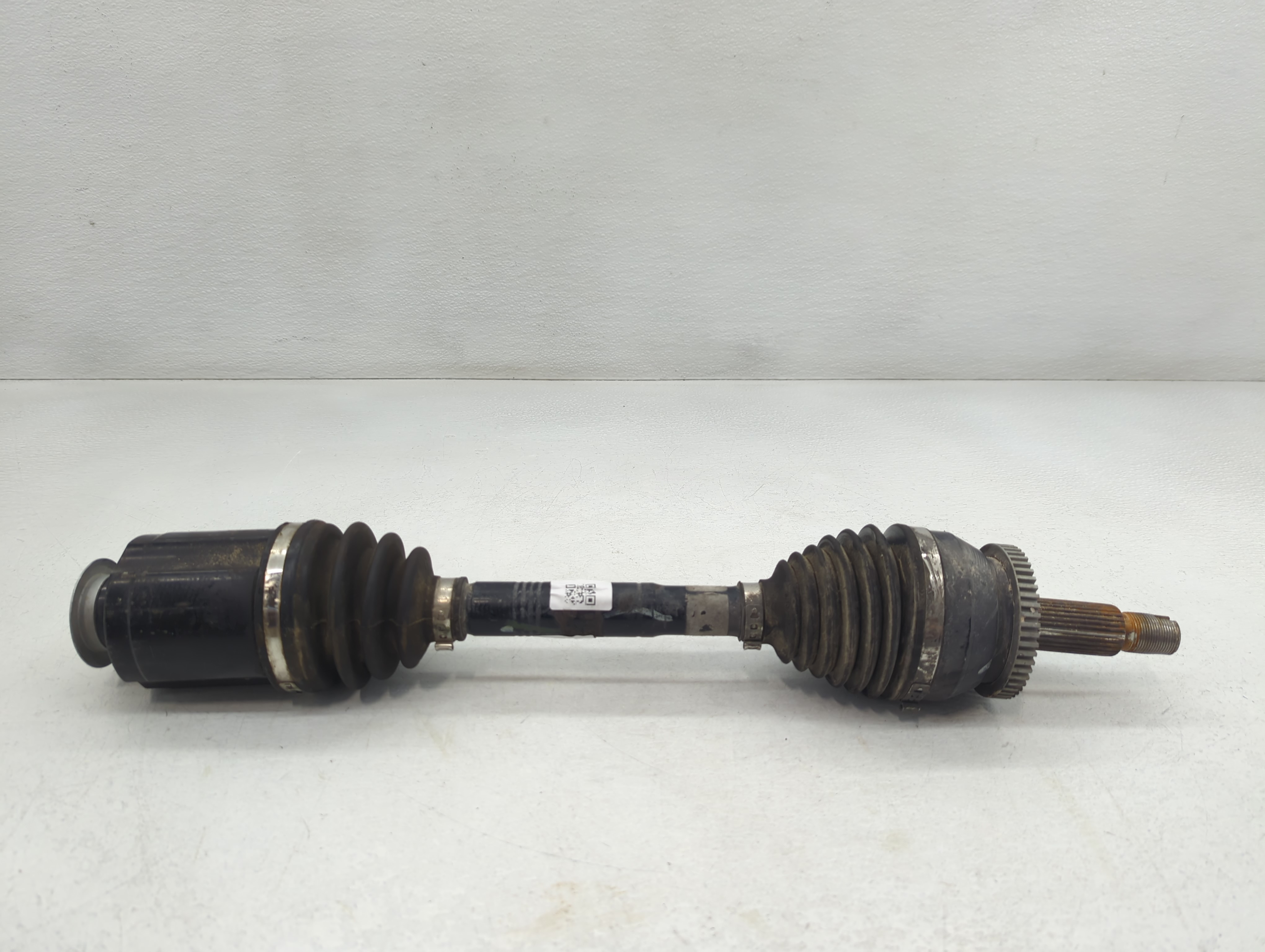 2016-2018 Kia Sorento Axle Shaft Front Driver Cv C/v 773130 - Oemusedautoparts1.com