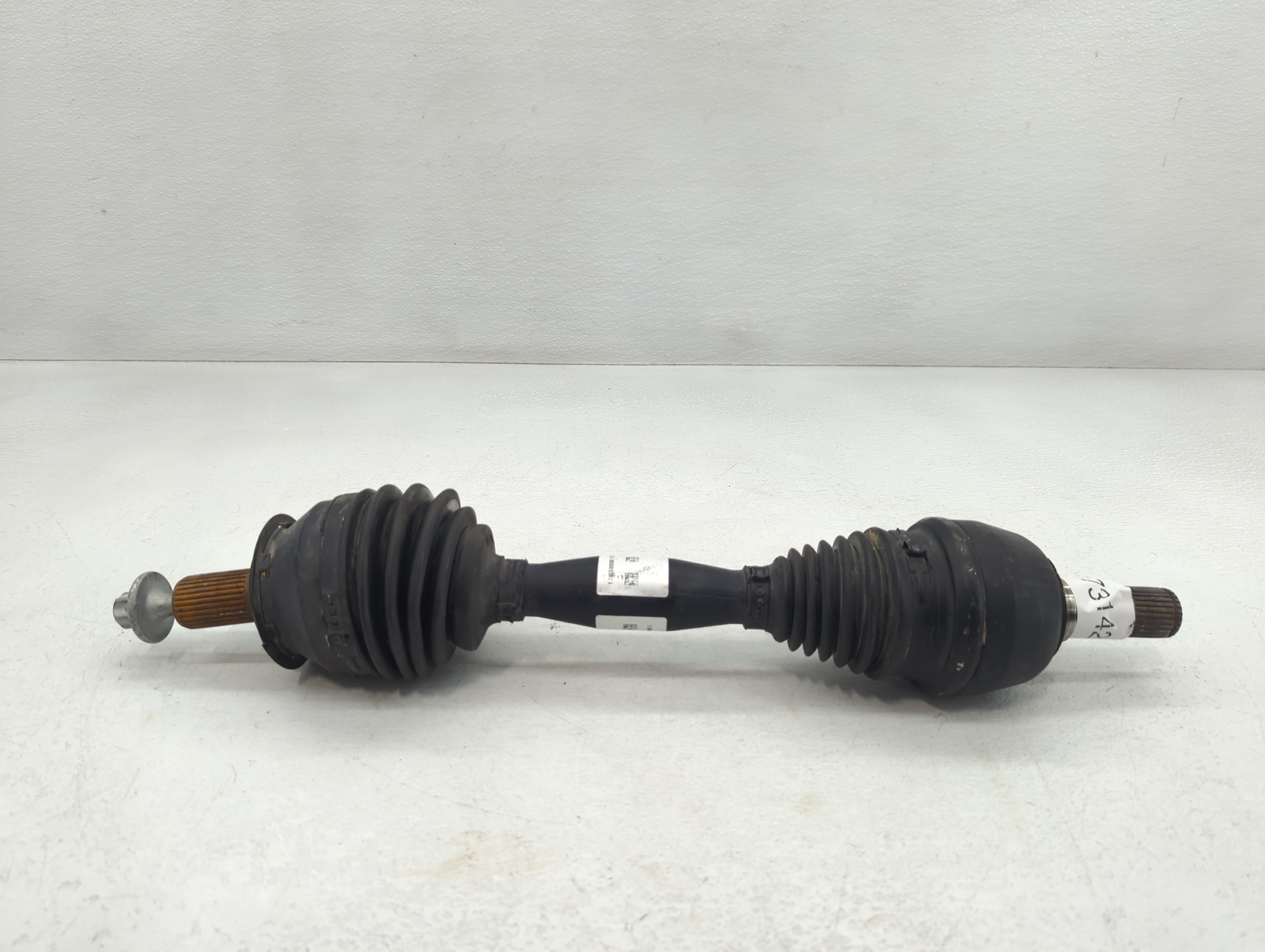 2017-2018 Infiniti Qx30 Axle Shaft Front Driver Cv C/v 773142 - Oemusedautoparts1.com