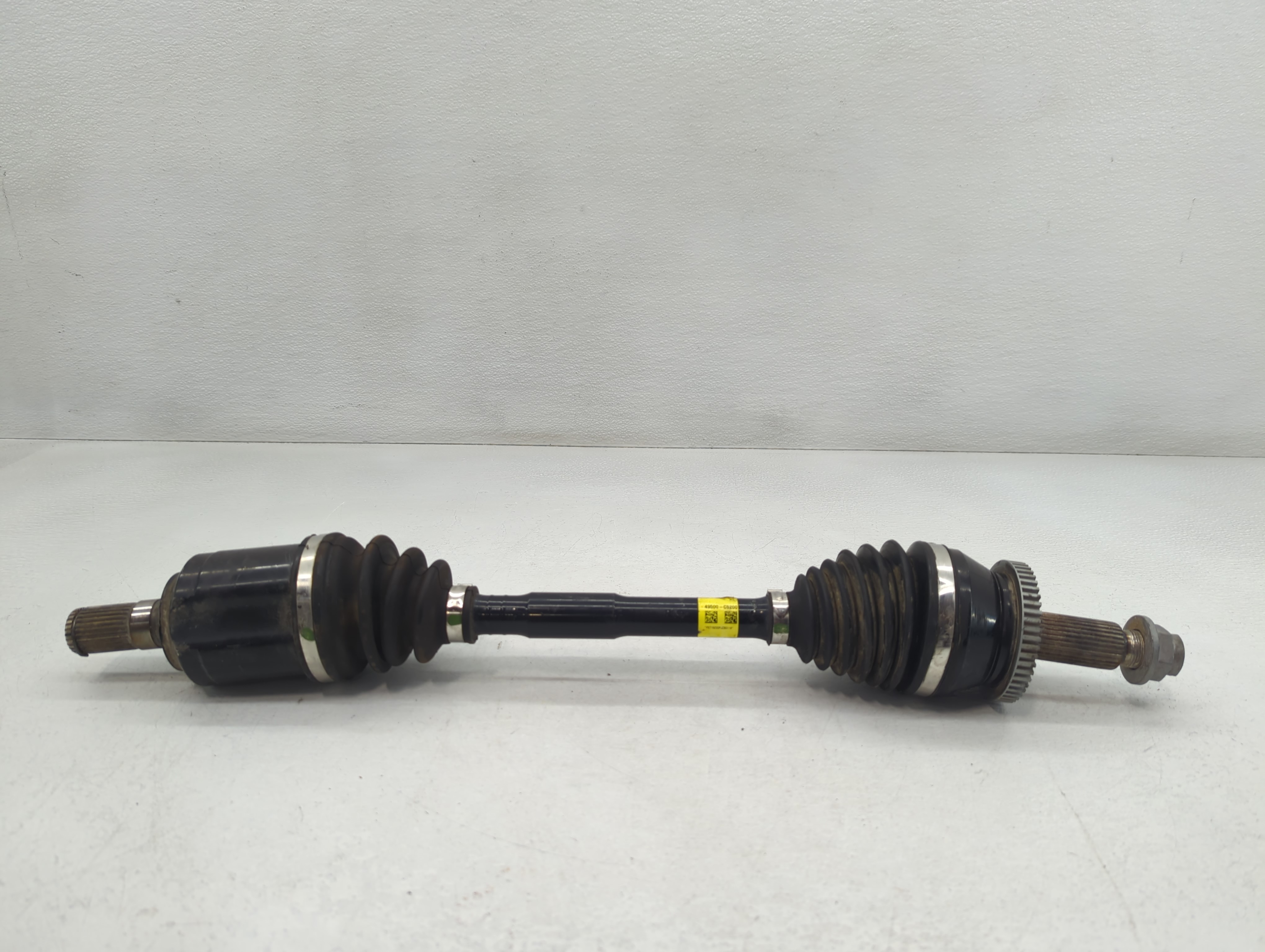2016-2018 Kia Sorento Axle Shaft Front Driver Cv C/v 773167 - Oemusedautoparts1.com