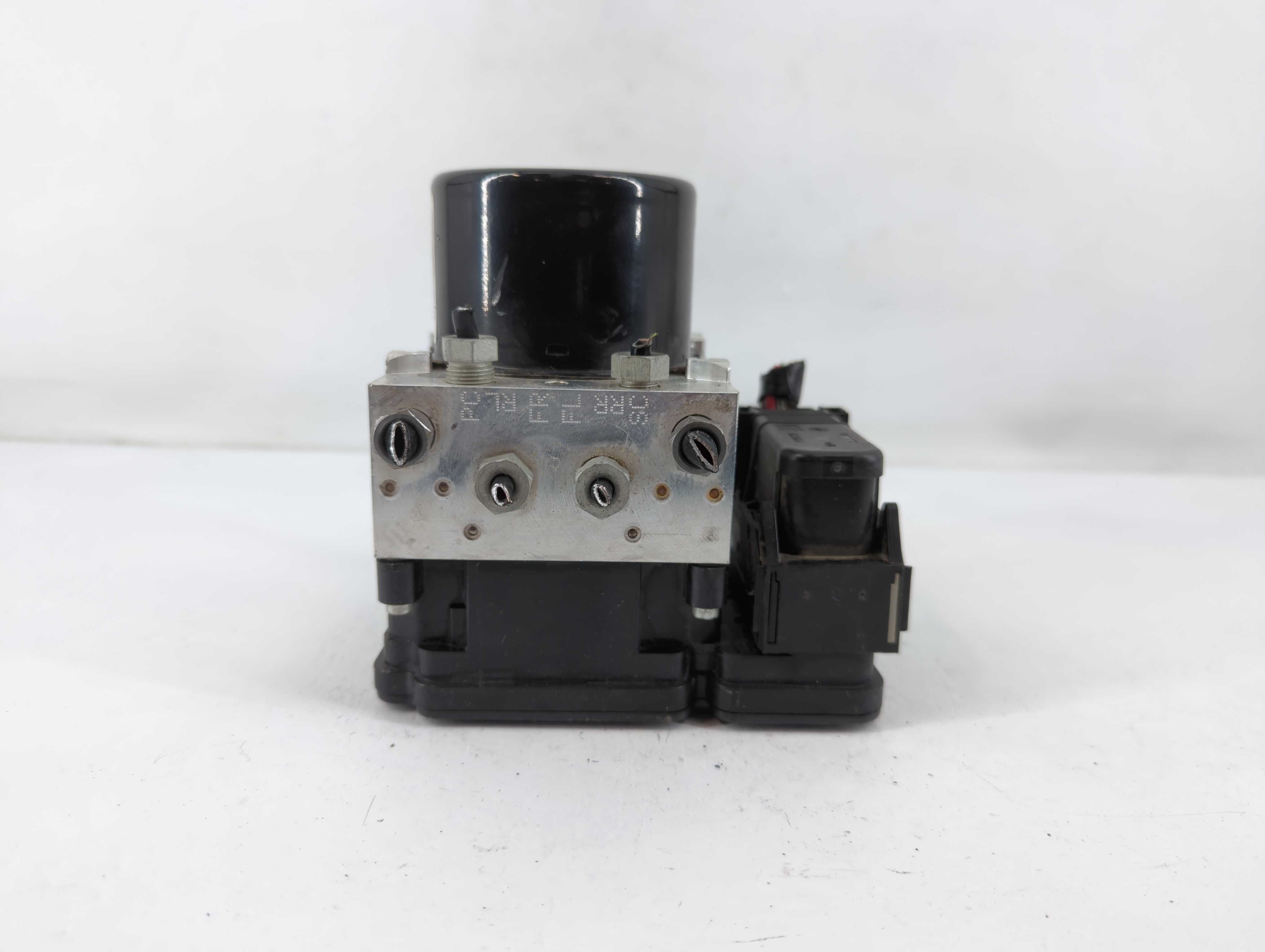 Volvo S60 Abs Pump Control Module 773252 - Oemusedautoparts1.com