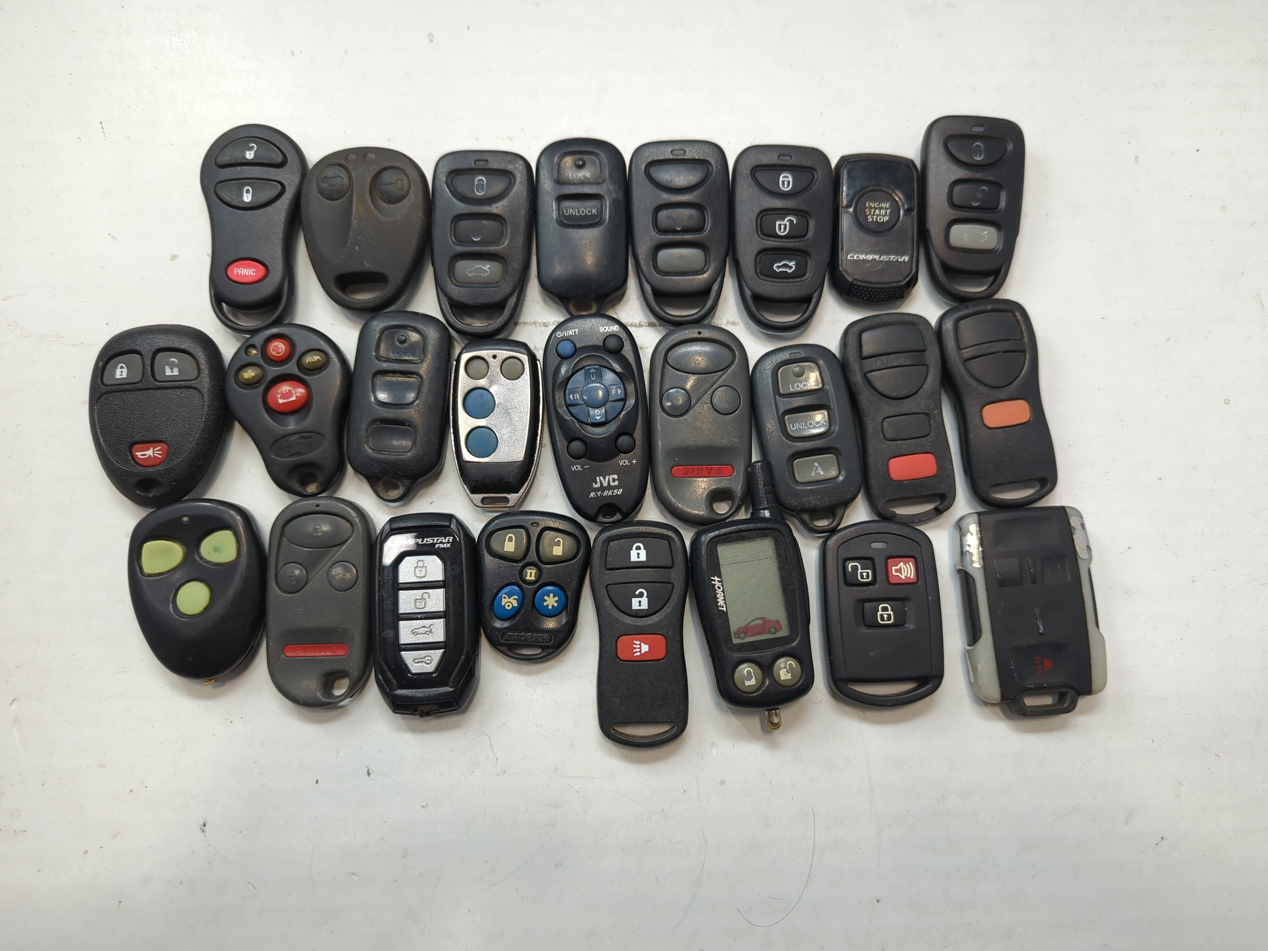 Lot of 25 Aftermarket Keyless Entry Remote Fob MIXED FCC IDS MIXED PART 773435 - Oemusedautoparts1.com