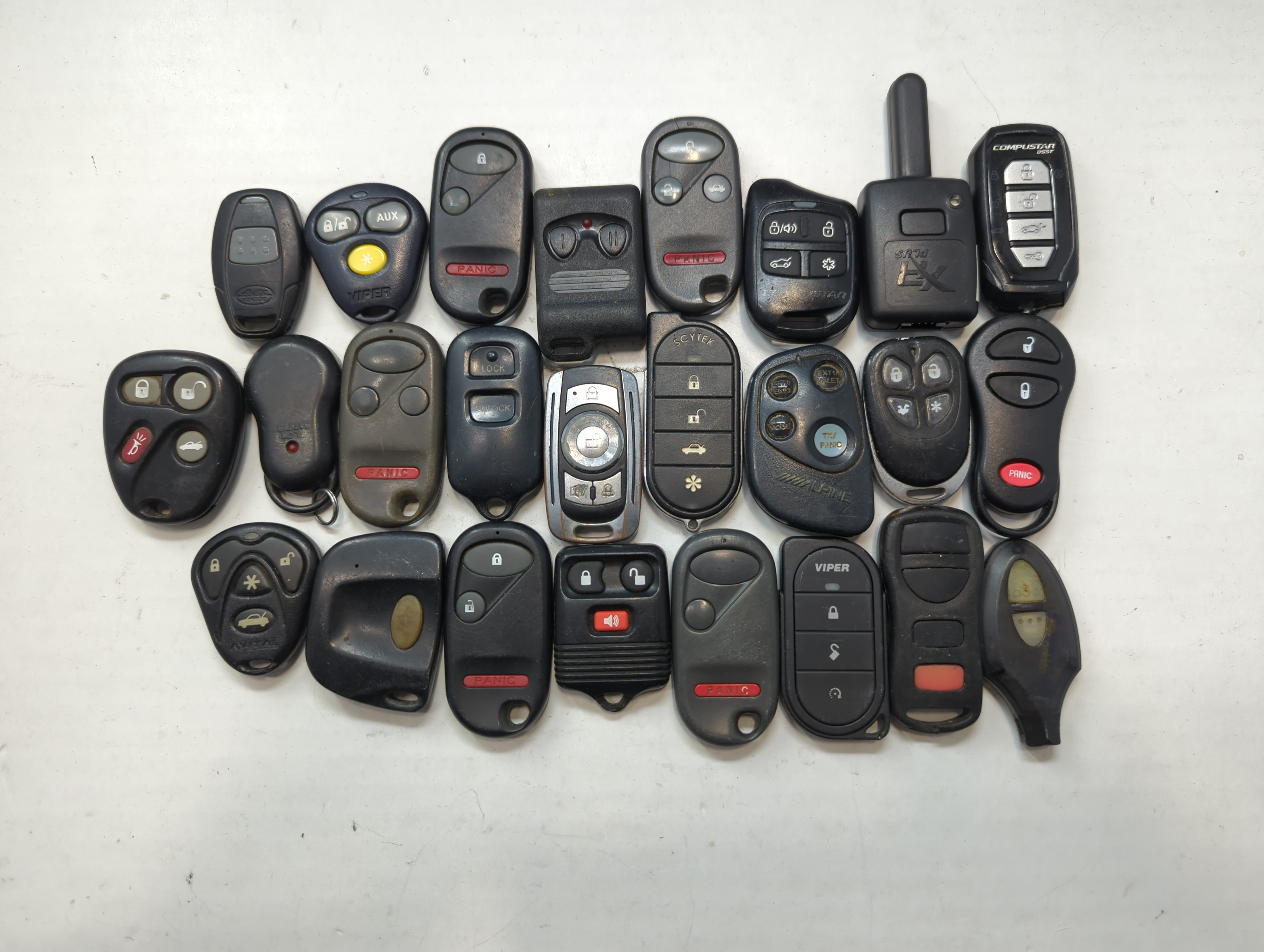 Lot of 25 Aftermarket Keyless Entry Remote Fob MIXED FCC IDS MIXED PART 773436 - Oemusedautoparts1.com
