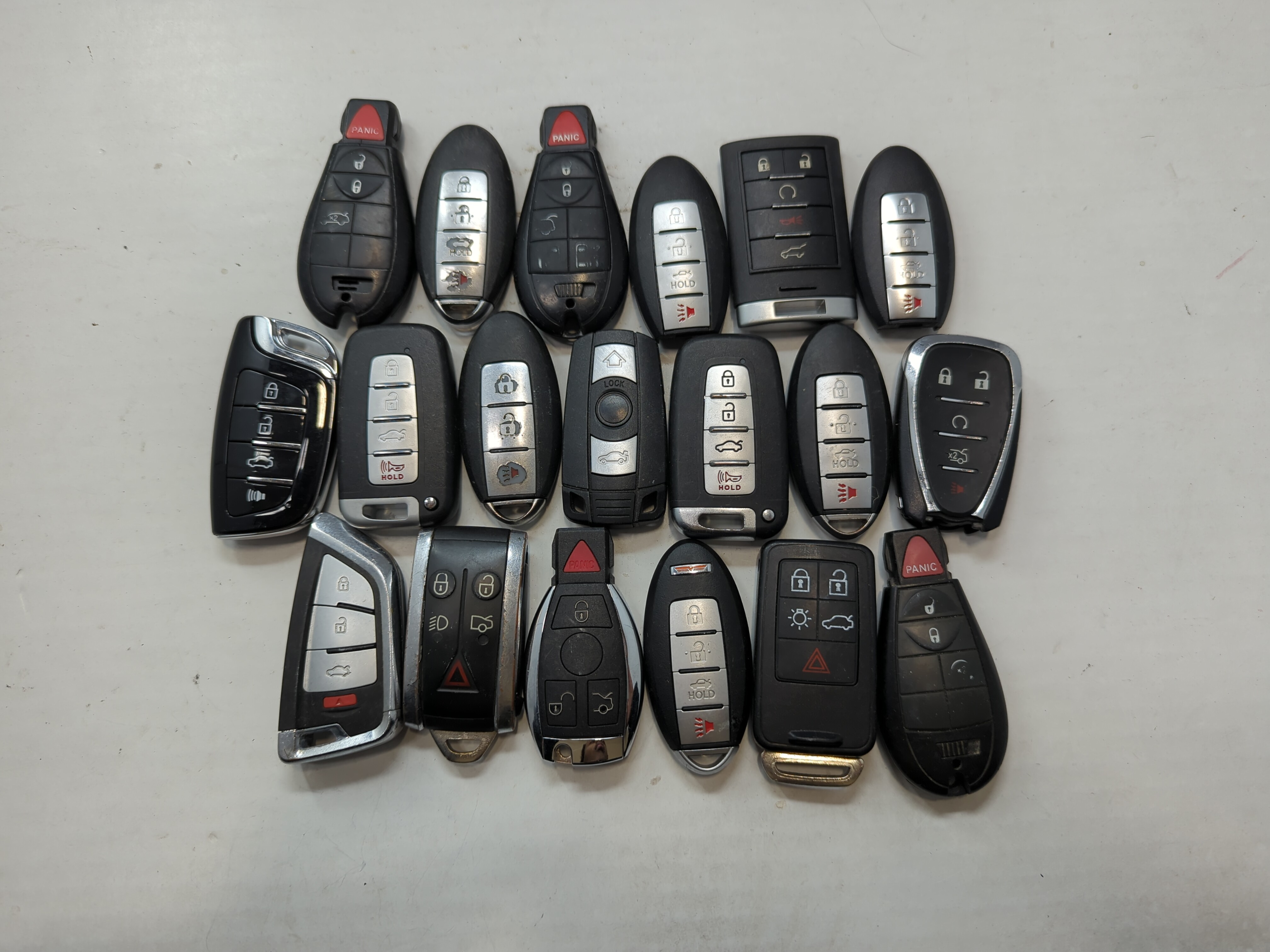 Lot of 19 Aftermarket Keyless Entry Remote Fob MIXED FCC IDS MIXED PART 773537 - Oemusedautoparts1.com