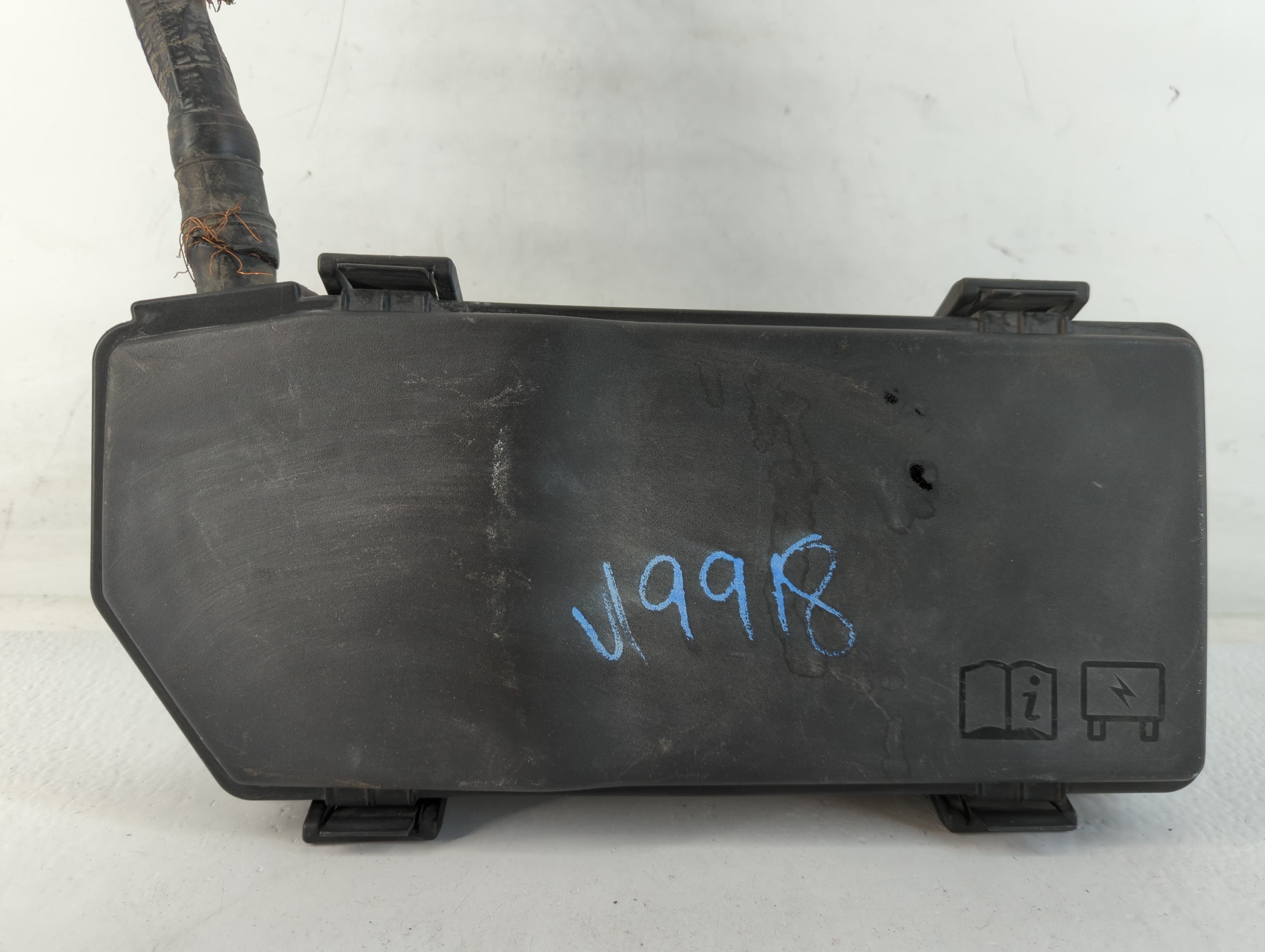 2010-2012 Land Rover Range Rover Fusebox Fuse Box Relay Module 773551 - Oemusedautoparts1.com