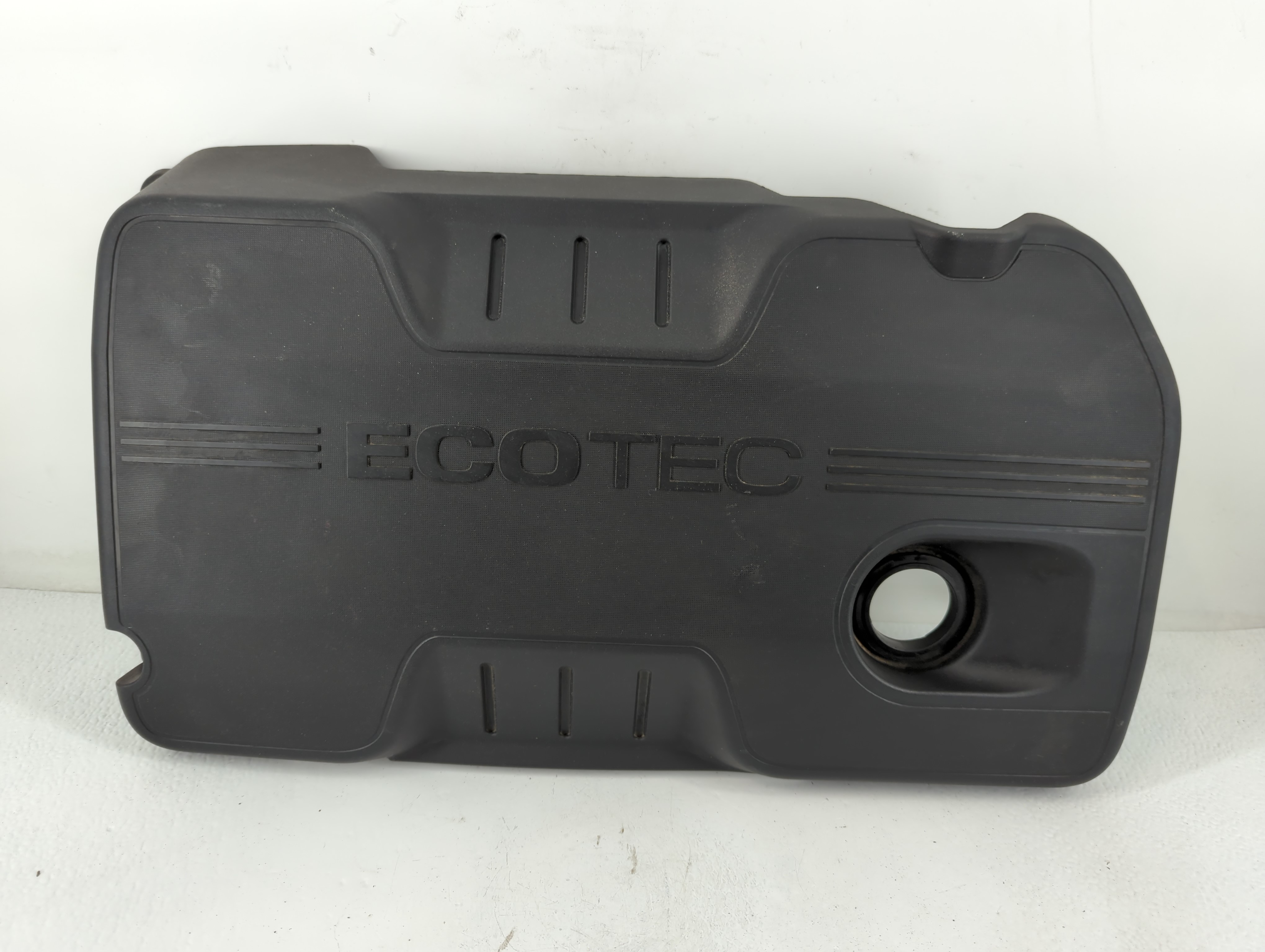 2012 Buick Verano Engine Cover 773571 - Oemusedautoparts1.com