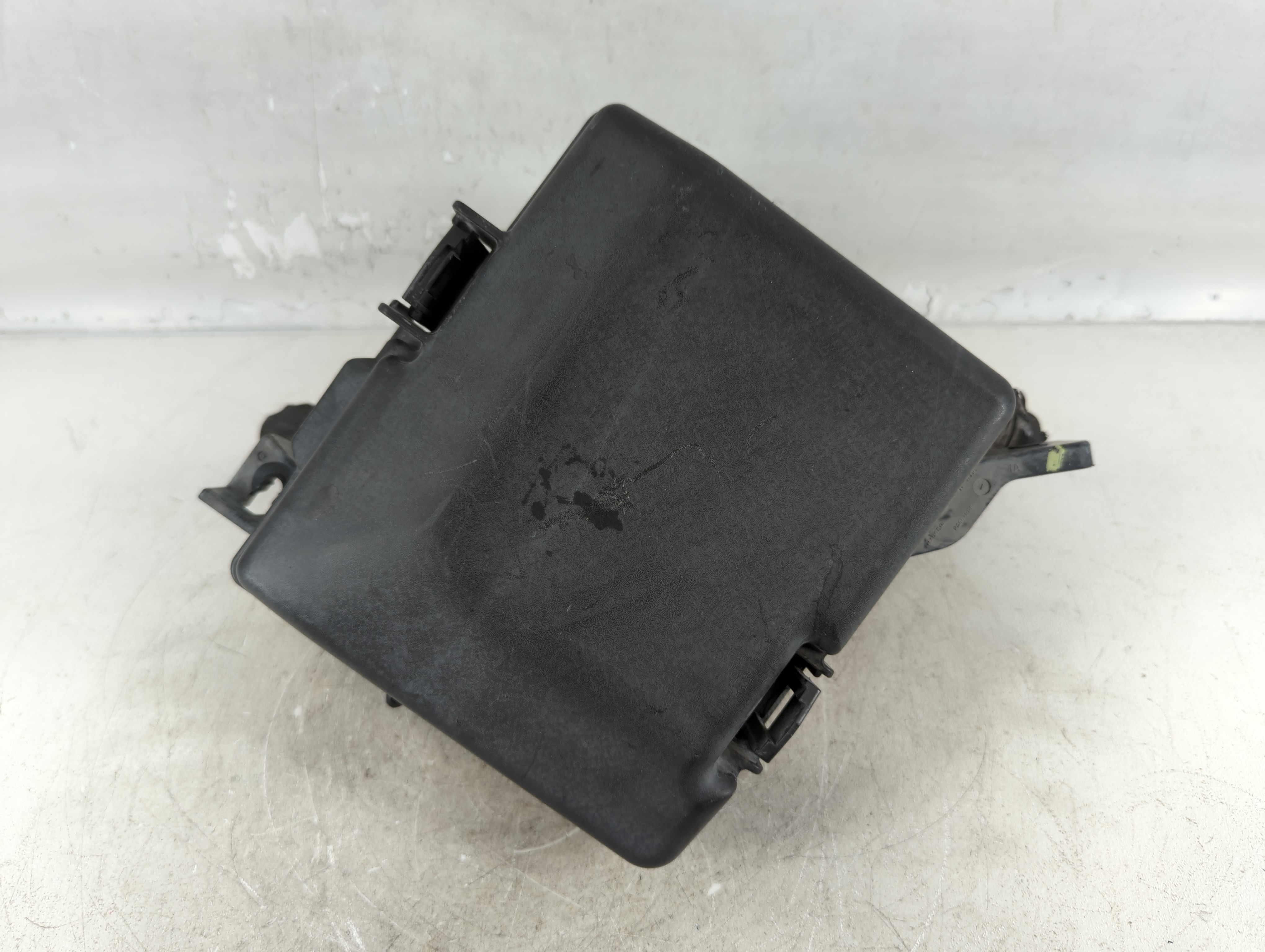 2015-2015 Hyundai Sonata Fusebox Fuse Box Relay Module 773689 - Oemusedautoparts1.com