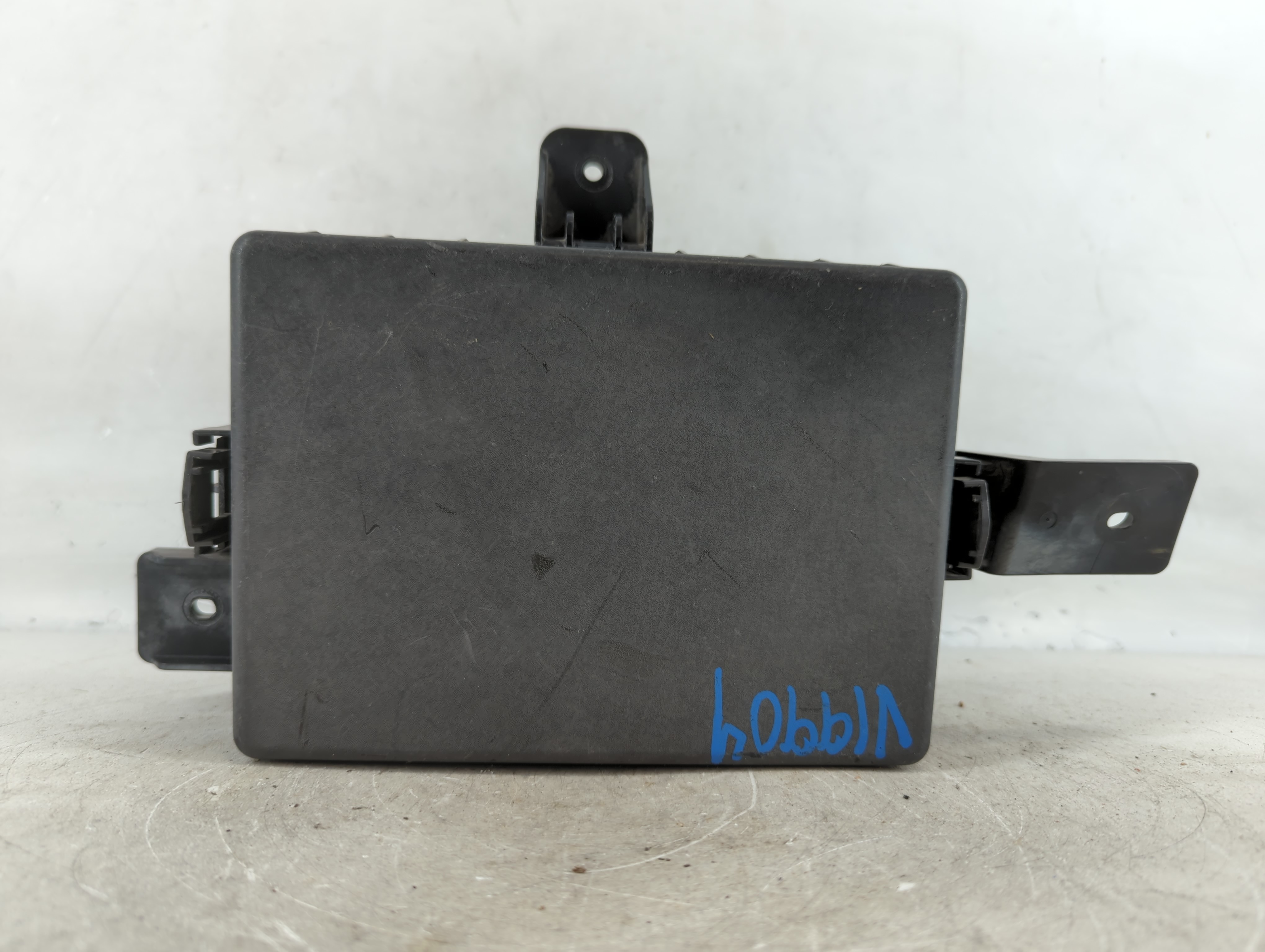 2009-2012 Hyundai Genesis Fusebox Fuse Box Relay Module 91205 2m105 773697 - Oemusedautoparts1.com