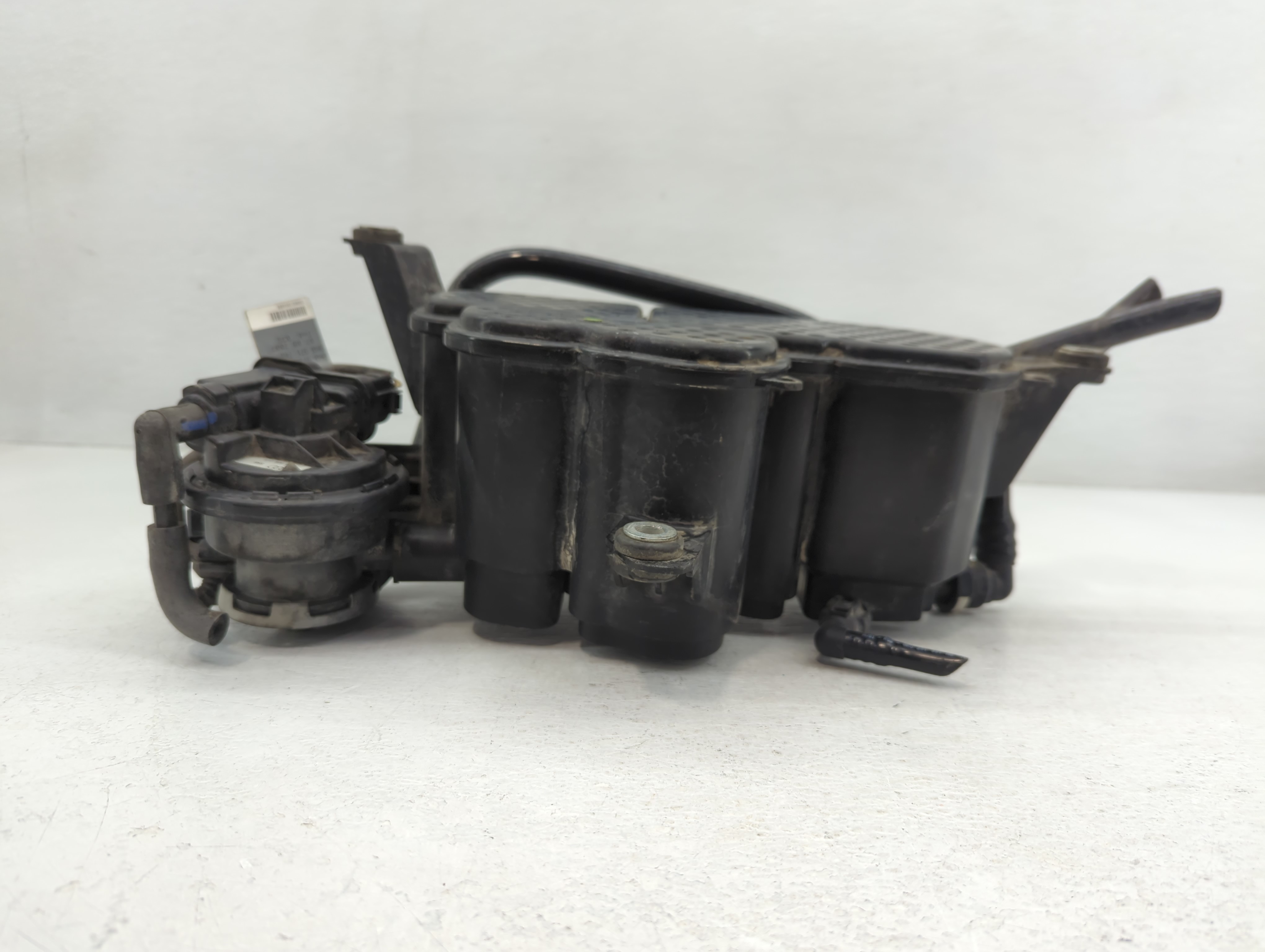 Picture of 2010 Audi A4 Fuel Vapor Charcoal Canister 773705