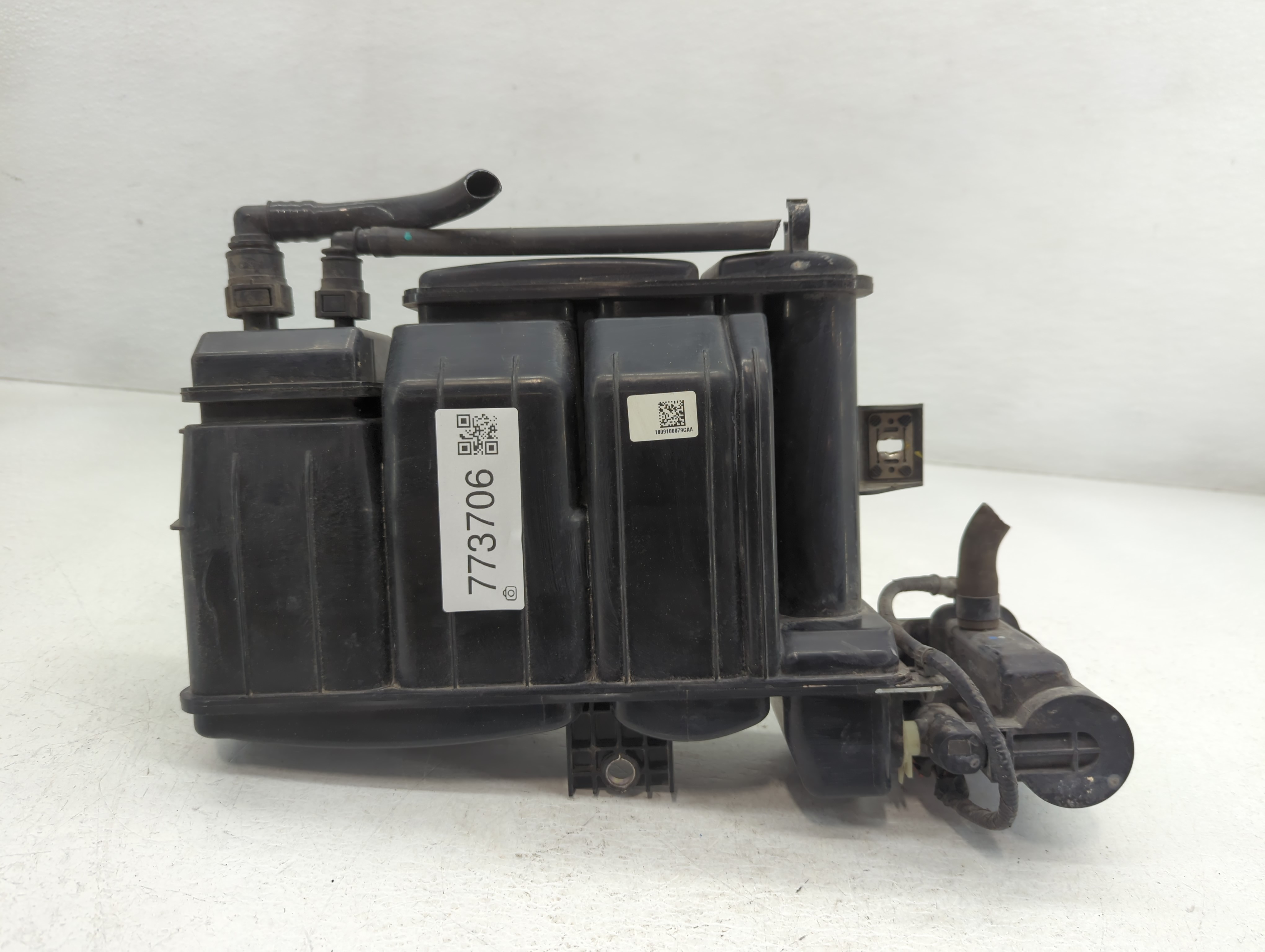 2019 Hyundai Elantra Fuel Vapor Charcoal Canister 773706 - Oemusedautoparts1.com