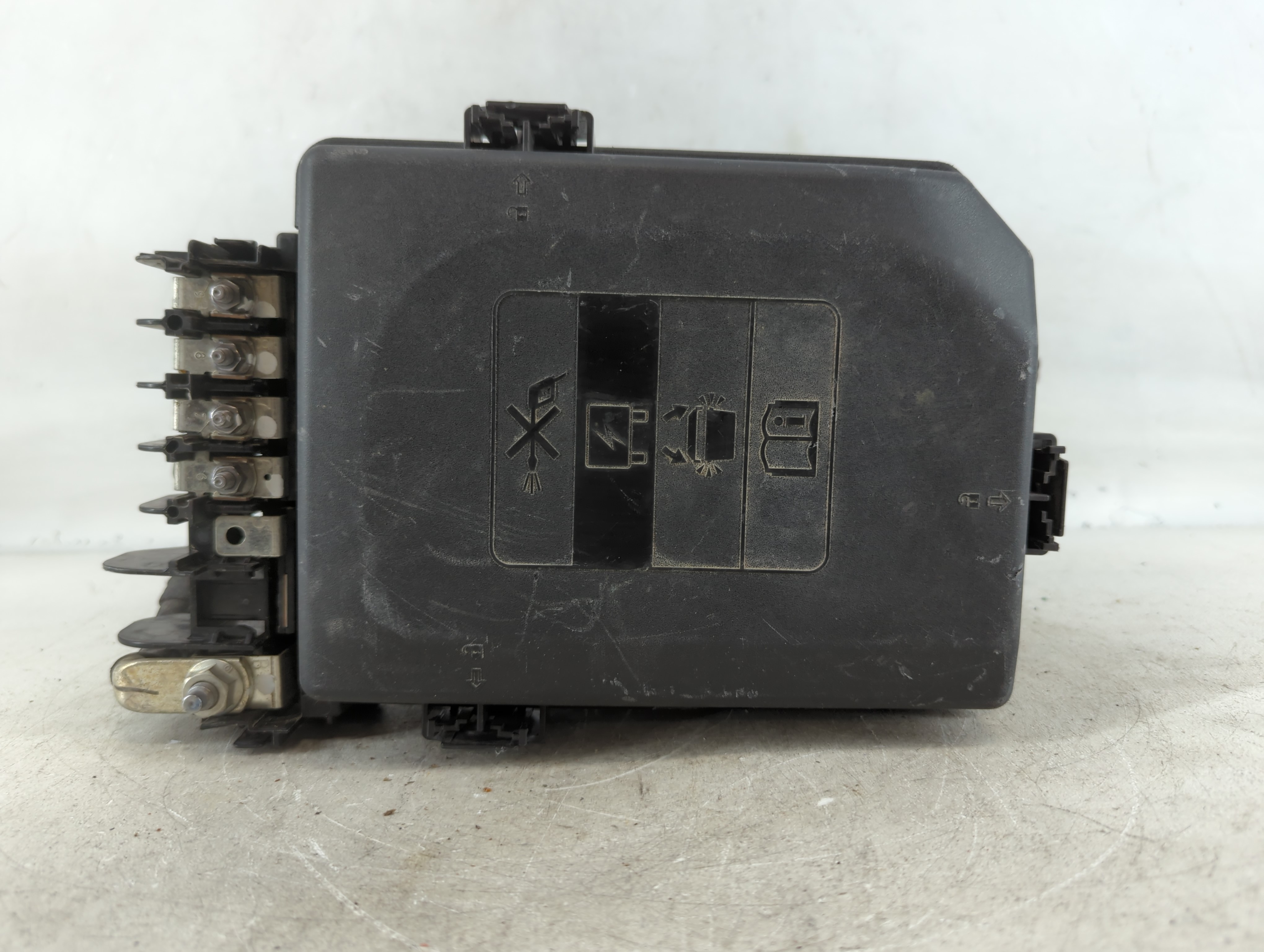 2018-2022 Chevrolet Equinox Fusebox Fuse Box Relay Module 23246682 773772 - Oemusedautoparts1.com