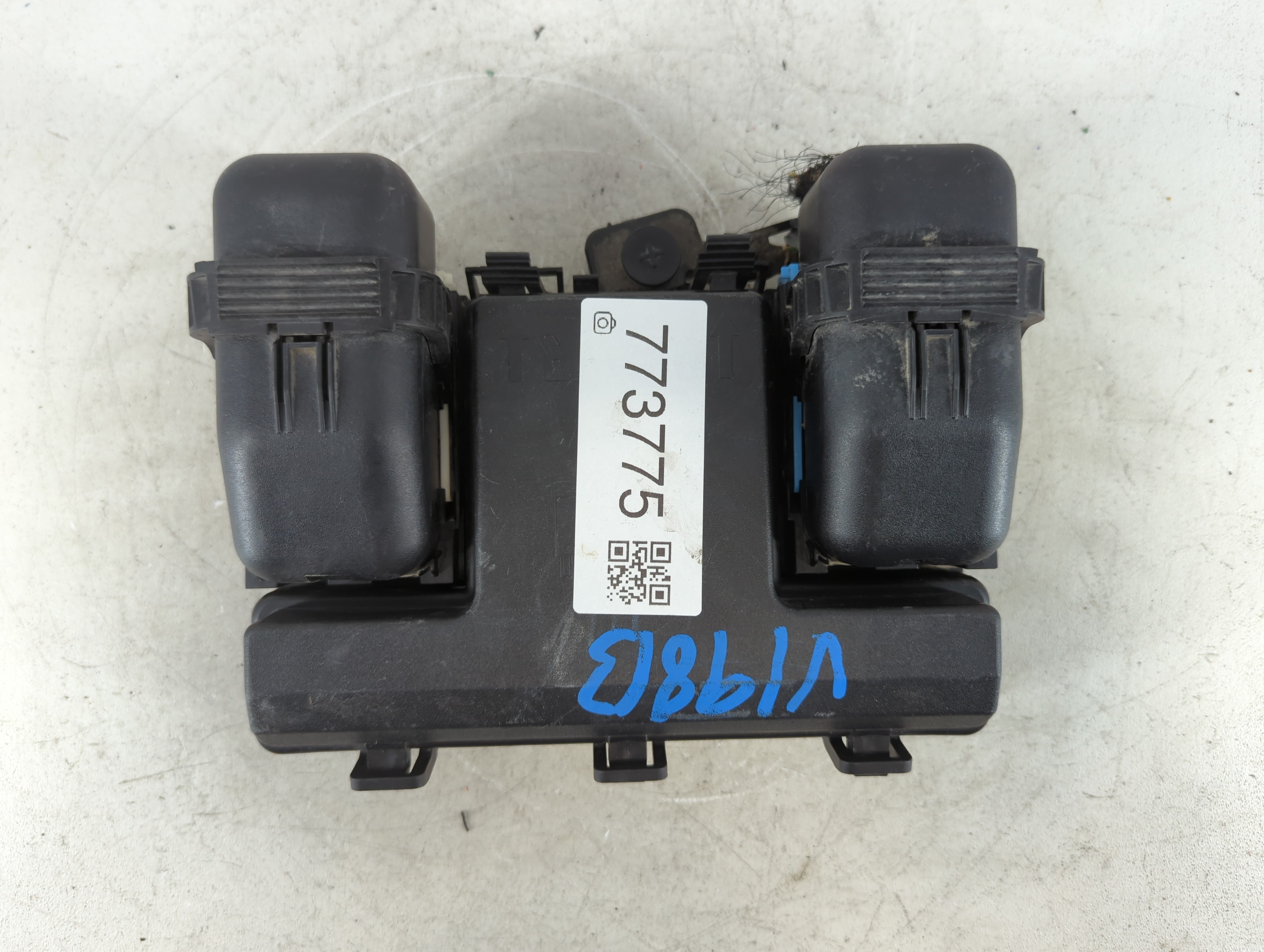2015-2018 Ford Edge Fusebox Fuse Box Relay Module 773775 - Oemusedautoparts1.com