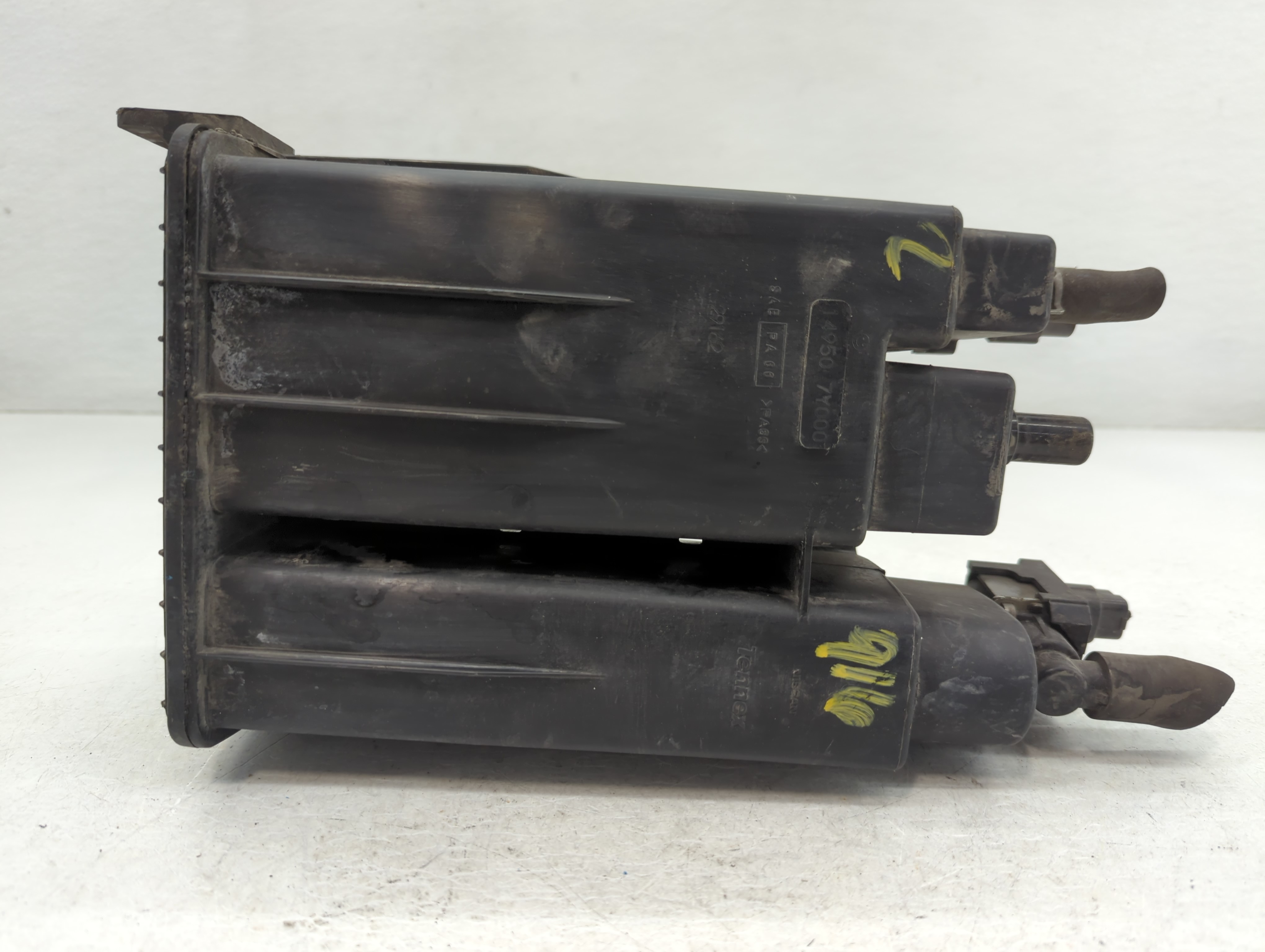 Picture of 2017 Nissan Altima Fuel Vapor Charcoal Canister 773792
