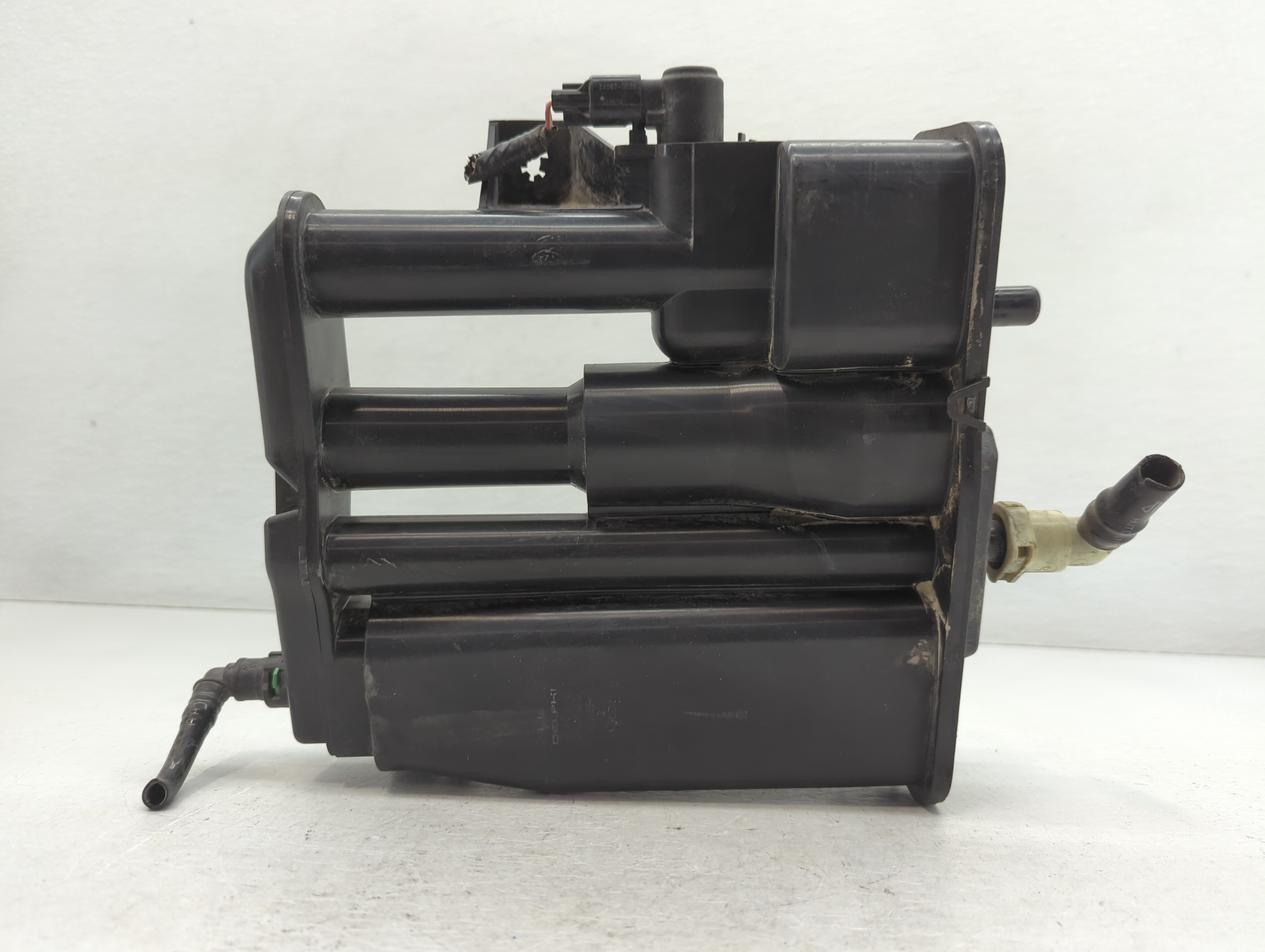2018 Chevrolet Equinox Fuel Vapor Charcoal Canister 773794 - Oemusedautoparts1.com